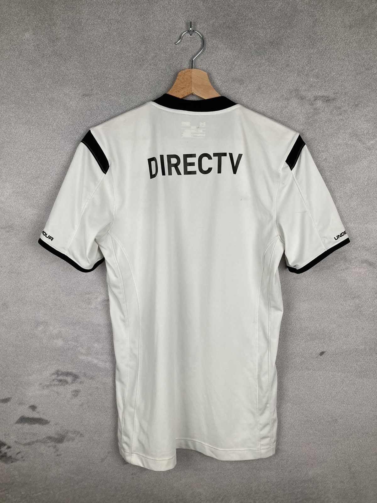 Under Armour Vintage Colo Colo Soccer Jersey Football Rare Size US S / EU 44-46 / 1 - 4 Thumbnail