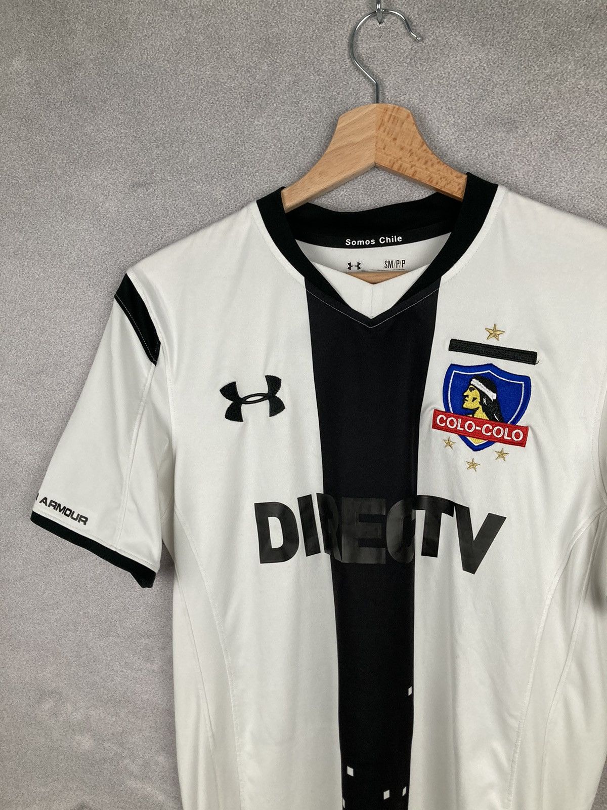 Under Armour Vintage Colo Colo Soccer Jersey Football Rare Size US S / EU 44-46 / 1 - 3 Thumbnail