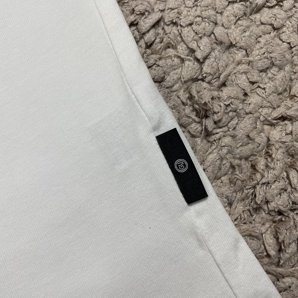 GU × Undercover GU x Undercover T-shirt Size US M / EU 48-50 / 2 - 16 Thumbnail