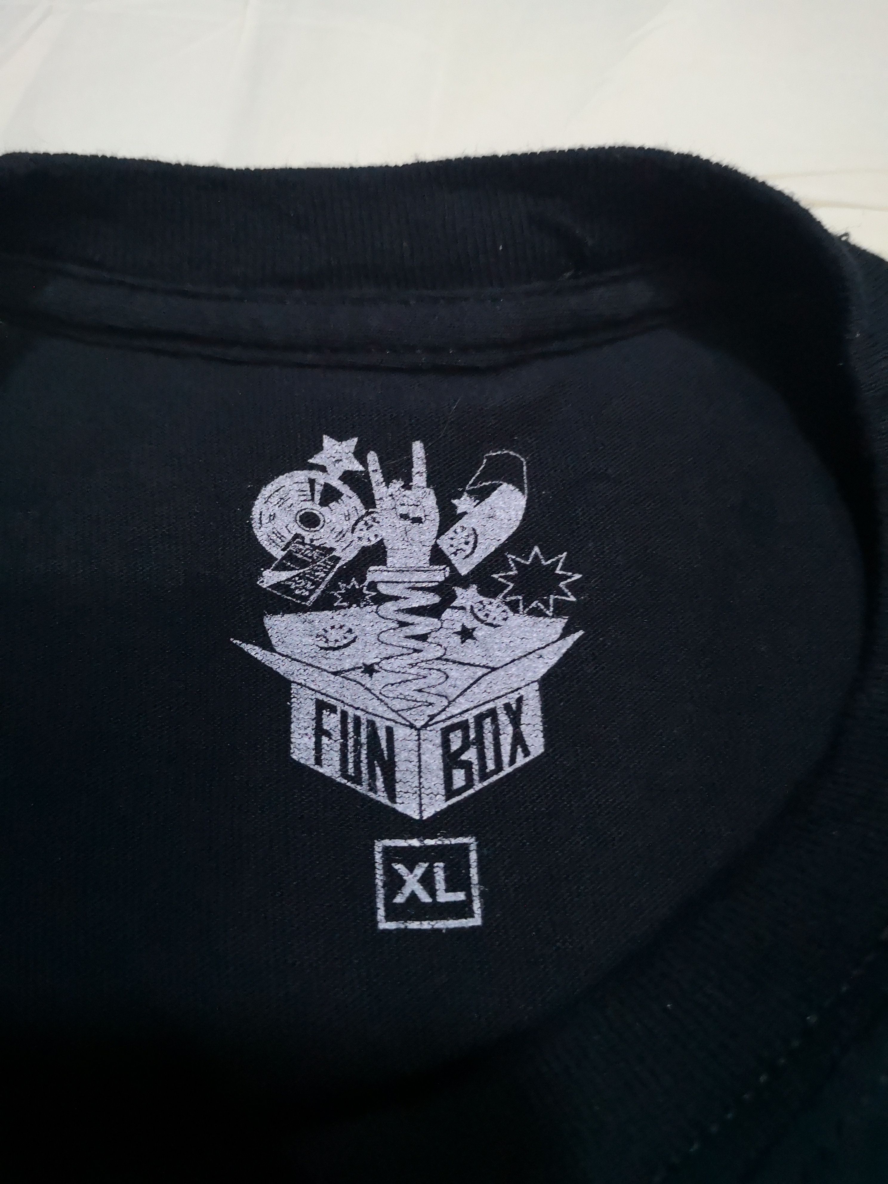 Santa Cruz Skateboards 🔥SALE🔥 SKATE by FUN BOX TEE Size US XL / EU 56 / 4 - 3 Thumbnail