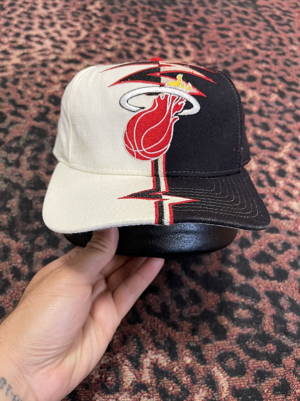 image of NBA x Sports Specialties Vintage Miami Heat Shockwave Hat Cap Adjustable Strapback in White Black R