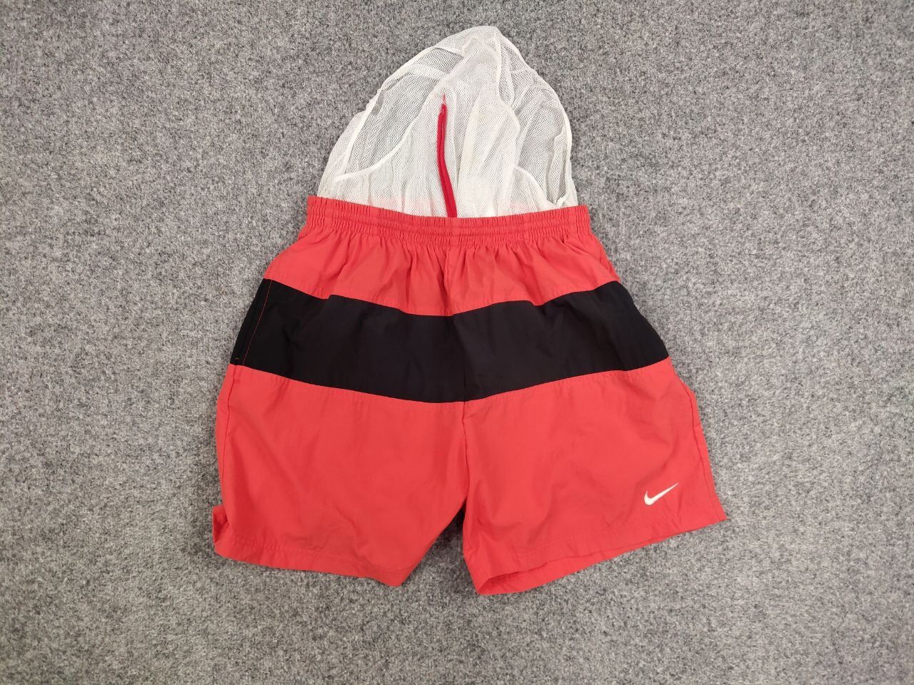 Nike Vintage 90's Nike Big Swoosh Logo Nylon Red Light Shorts Size US 34 / EU 50 - 11 Thumbnail