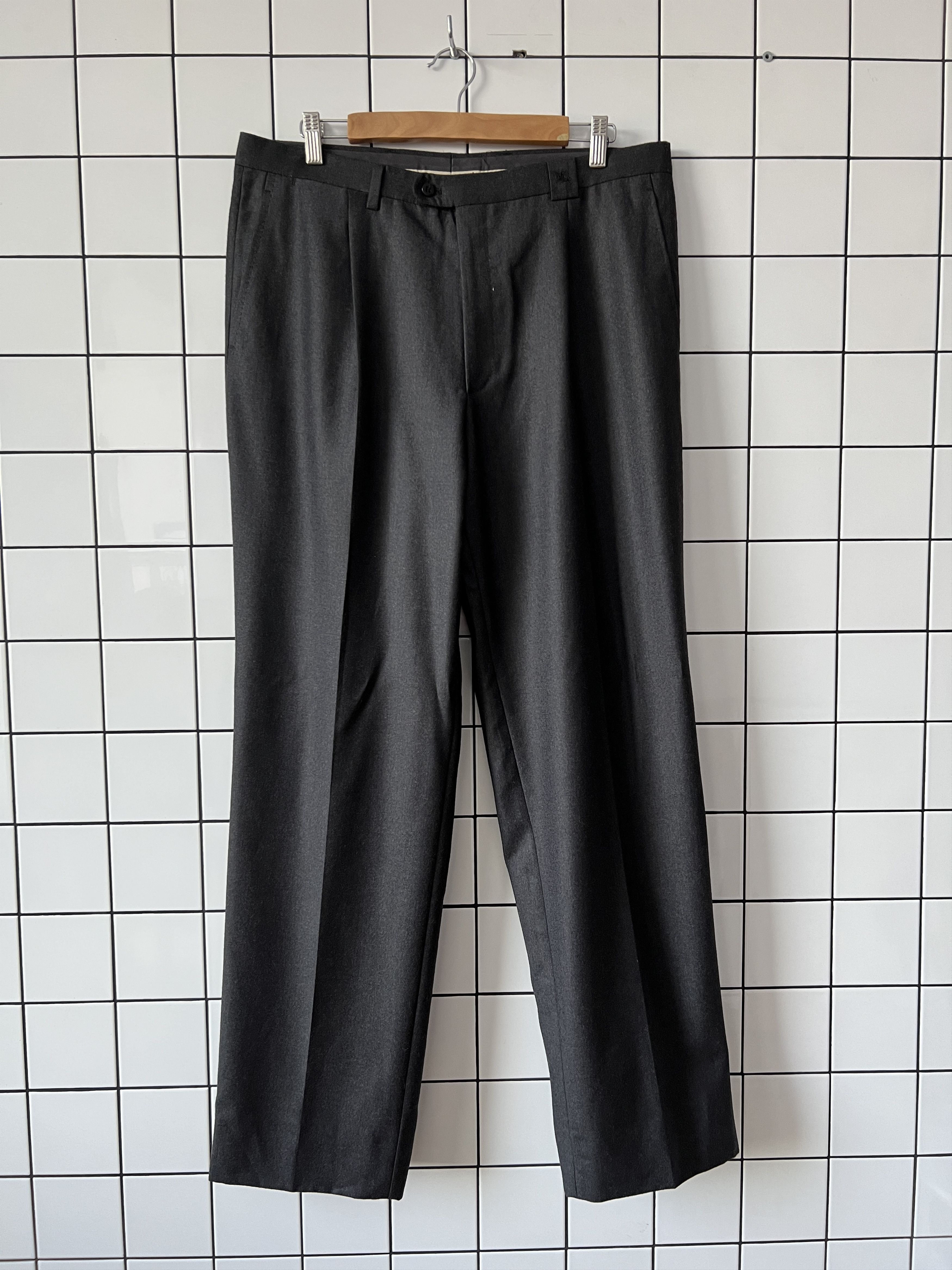 Burberry BURBERRY Pants Suit Trousers Wool Gray A8048 Size US 36 / EU 52 - 6 Thumbnail