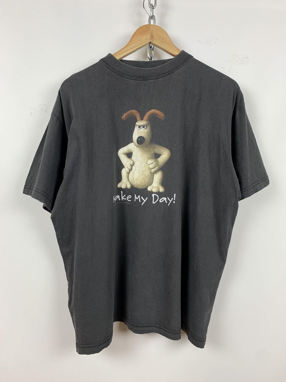 Cartoon Network 1989 Vintage Wallace & Gromit Make My Day Faded T-Shirt Size US XL / EU 56 / 4 - 1 Thumbnail