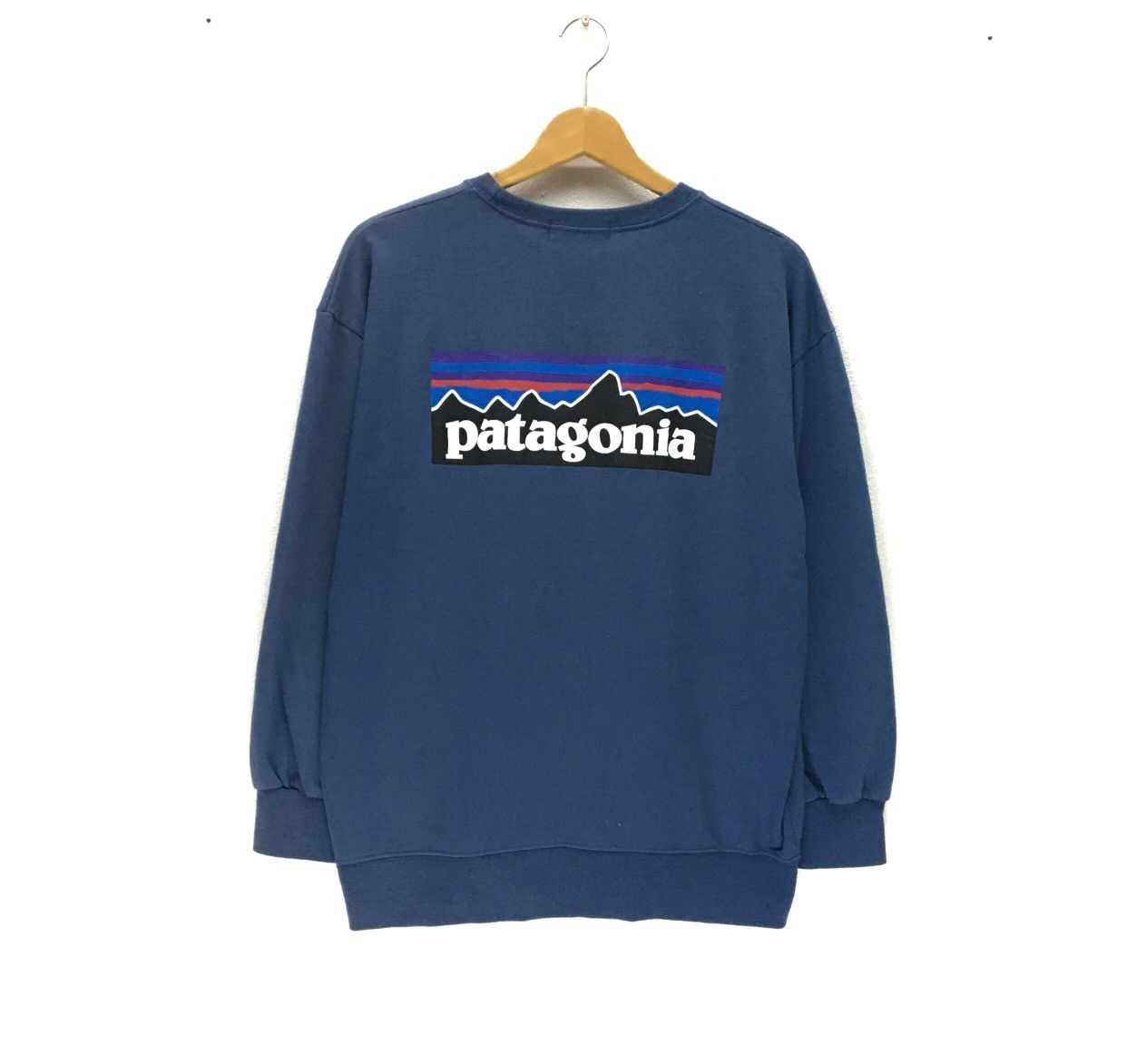 Patagonia PATAGONIA Crewneck BigLogo Sweatshirt Size M / US 6-8 / IT 42-44 - 1 Thumbnail