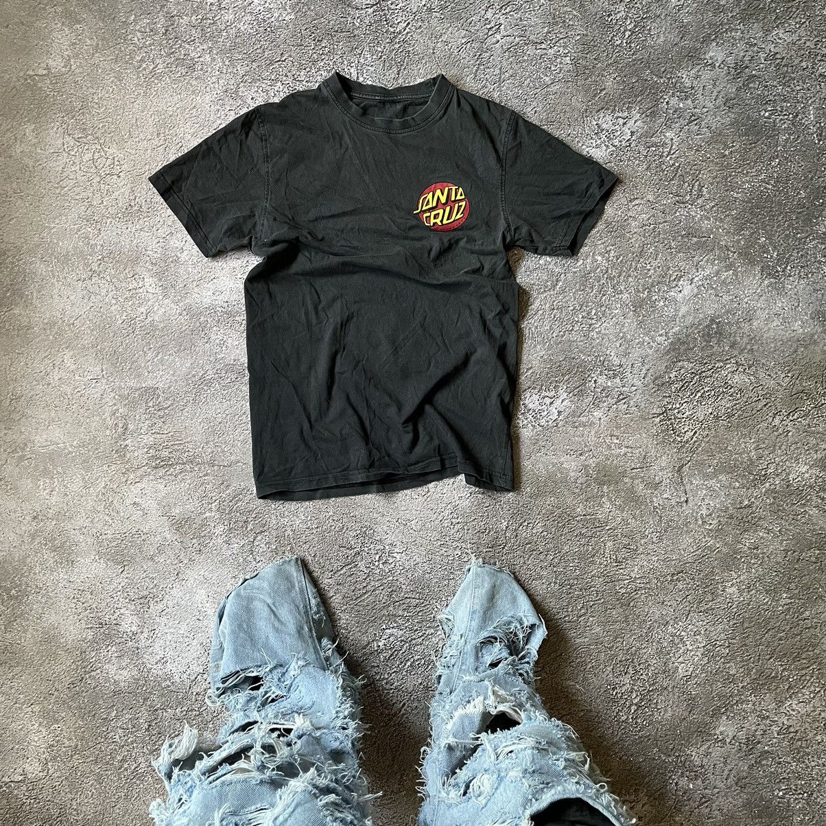 Vintage Vintage Y2K Graphic Tee Sun Faded Streetwear Punk Tapered M Size US M / EU 48-50 / 2 - 7 Thumbnail