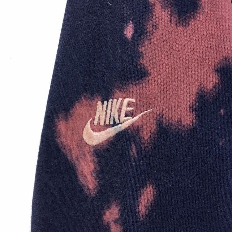 Nike Vintage NIKE Acid Wash Sweatshirts Size US L / EU 52-54 / 3 - 8 Thumbnail