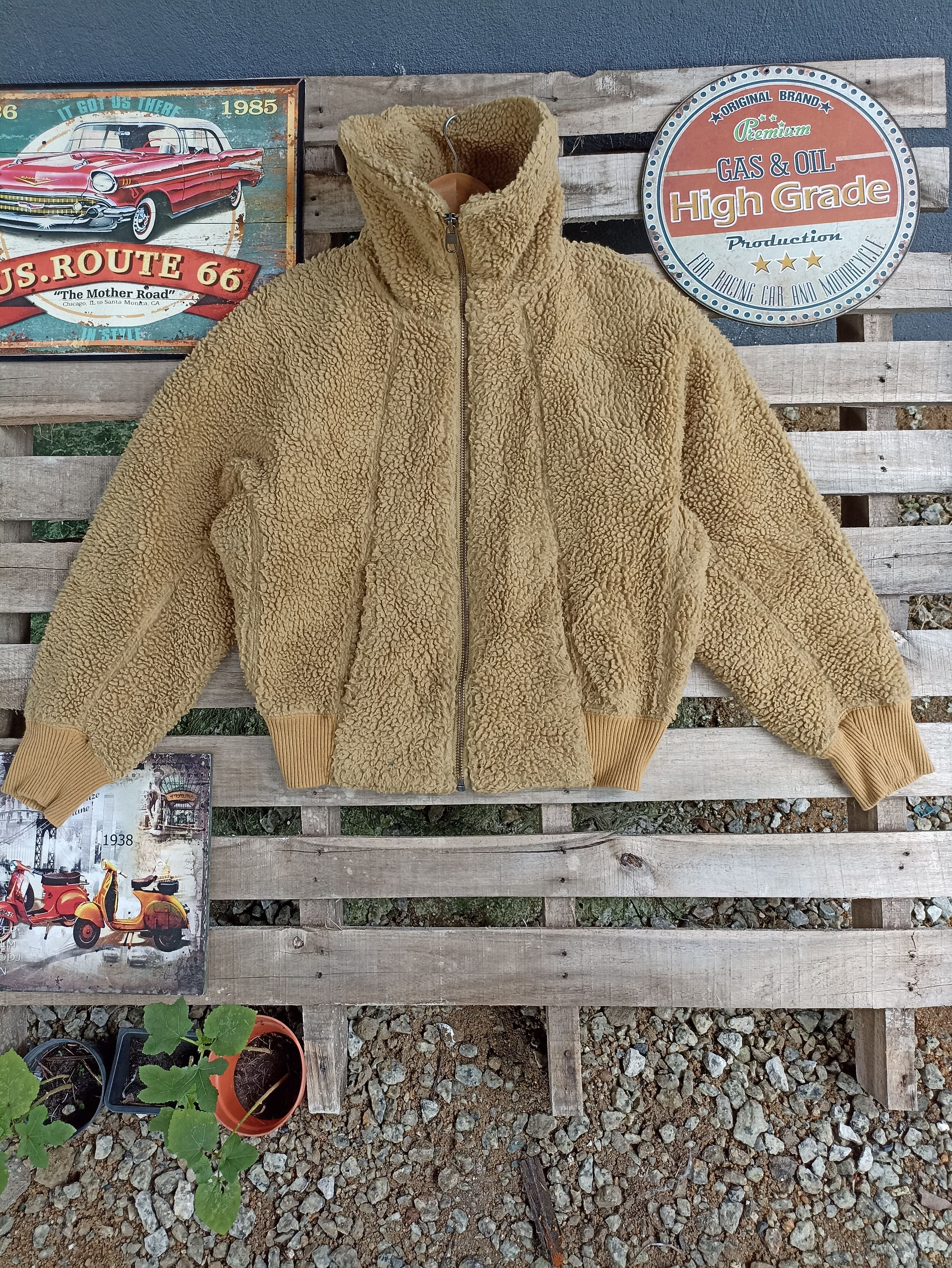 Christophe Lemaire × Japanese Brand × Uniqlo Uniqlo UU Lemaire Sherpa Fleece Cropped Size US M / EU 48-50 / 2 - 1 Thumbnail
