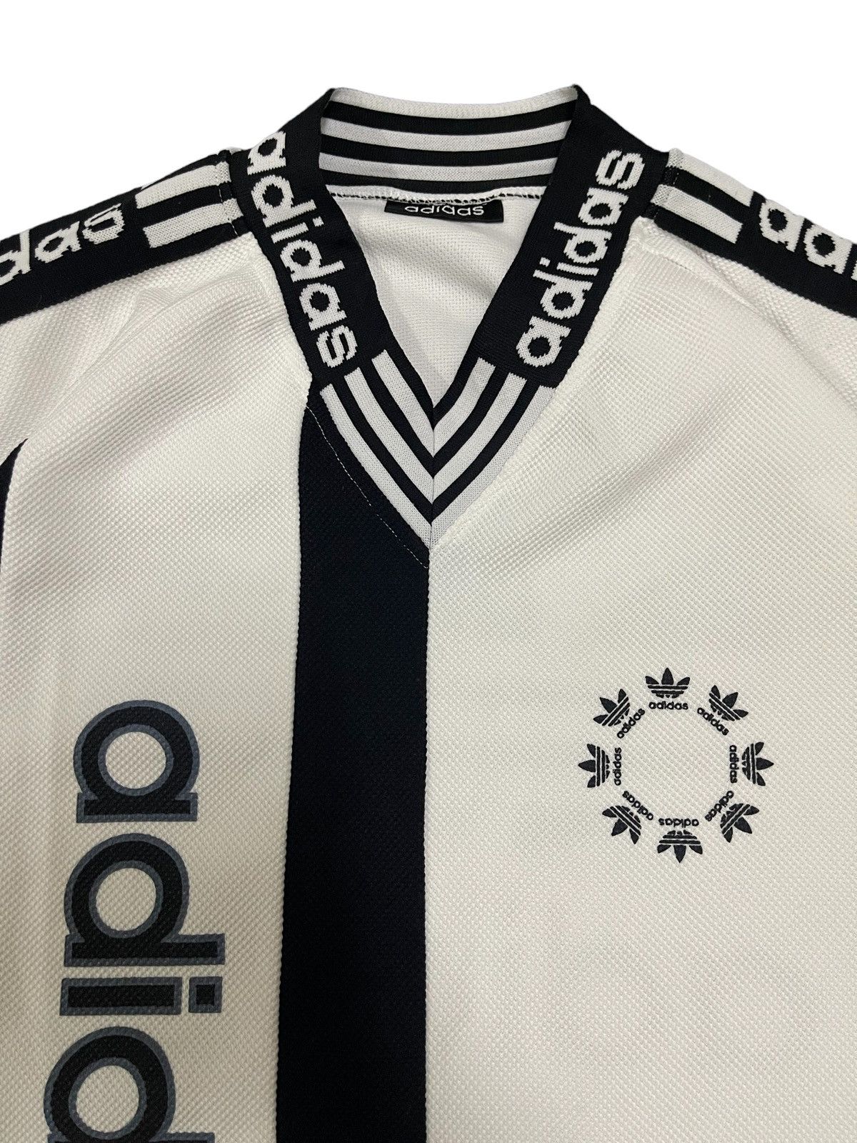 Adidas 🔥Rare🔥 Vintage 80s Adidas Trefoil Big Logo Jerseys Size US L / EU 52-54 / 3 - 3 Thumbnail