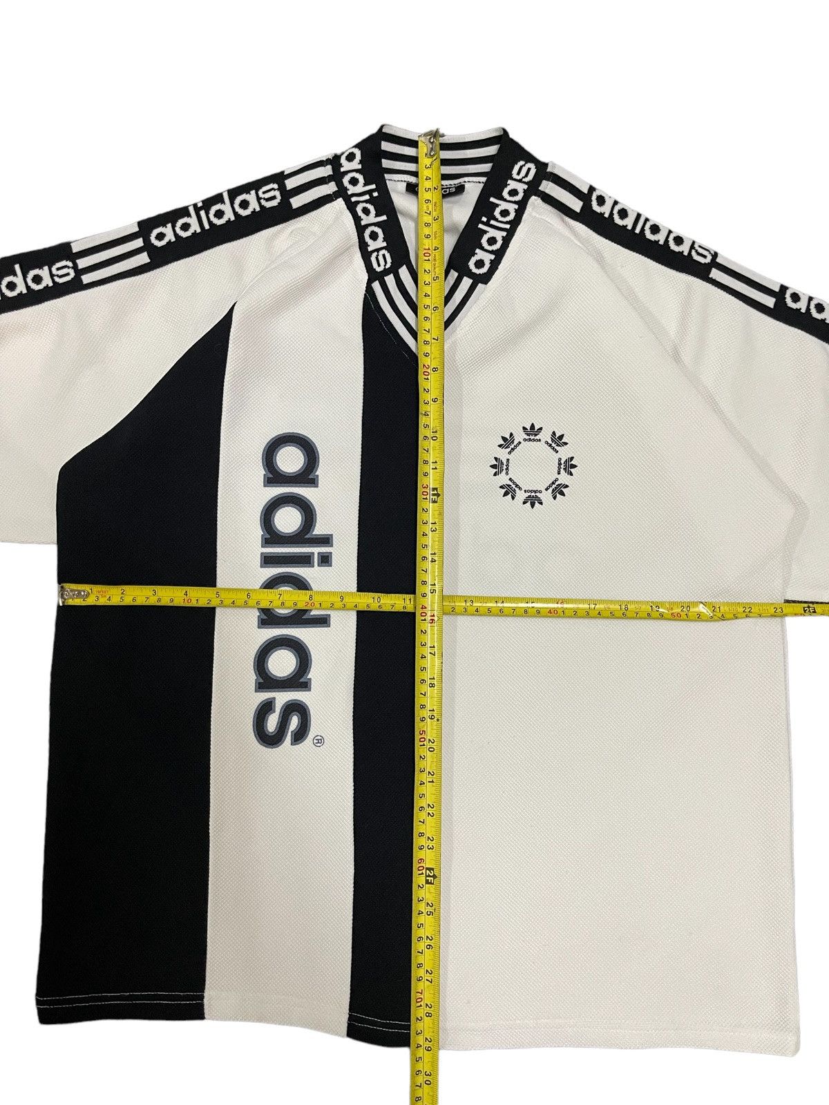 Adidas 🔥Rare🔥 Vintage 80s Adidas Trefoil Big Logo Jerseys Size US L / EU 52-54 / 3 - 10 Thumbnail