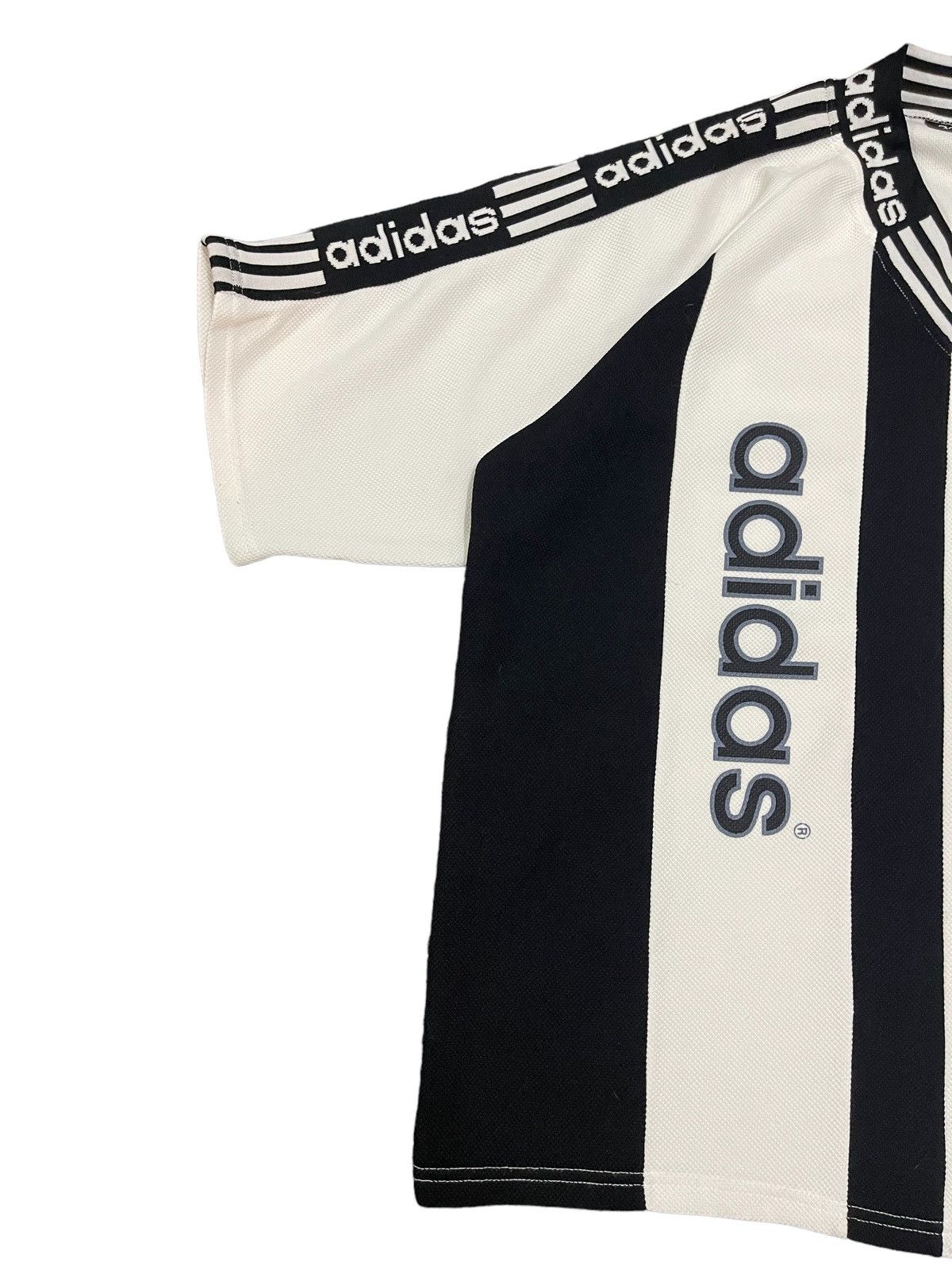 Adidas 🔥Rare🔥 Vintage 80s Adidas Trefoil Big Logo Jerseys Size US L / EU 52-54 / 3 - 4 Thumbnail