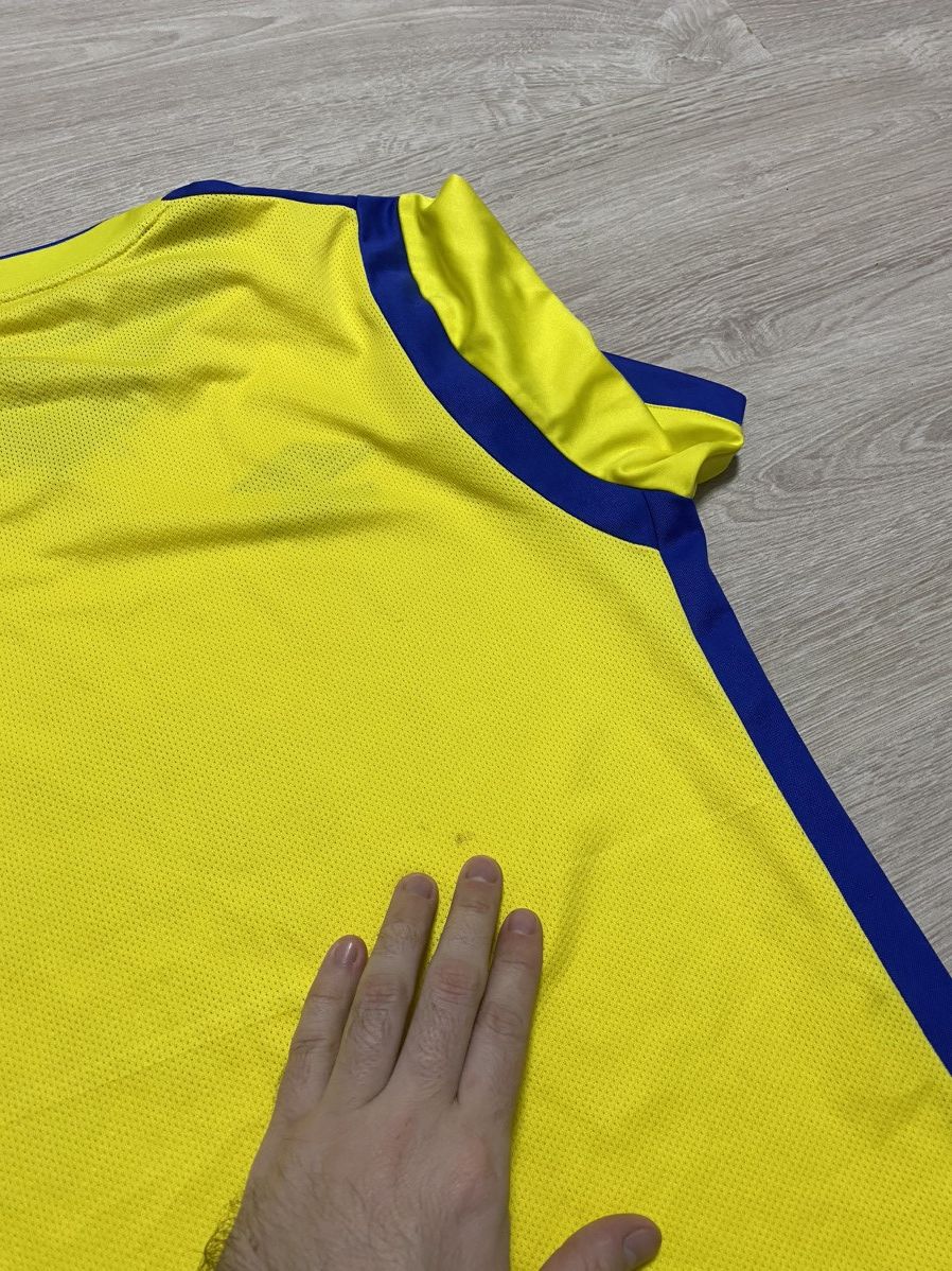 Umbro Umbro Everton Soccer jersey yellow size M Size US M / EU 48-50 / 2 - 7 Thumbnail