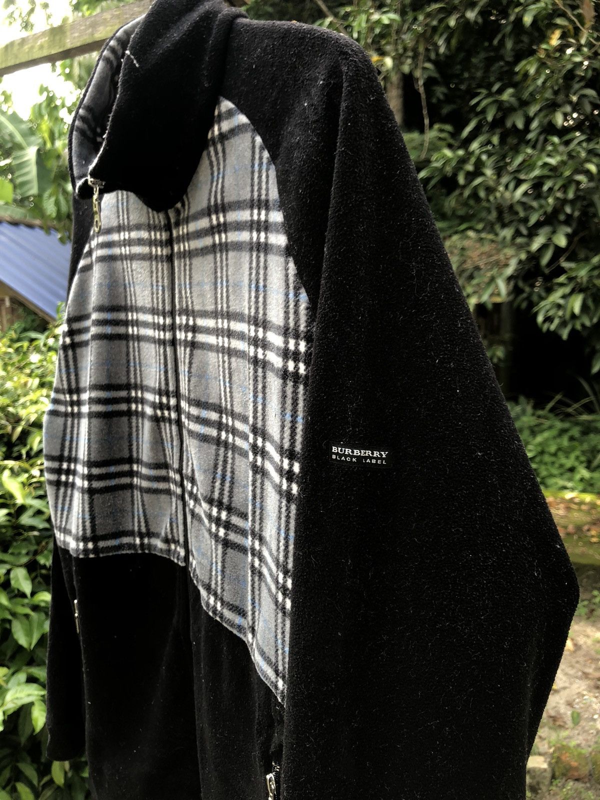 Black Label × Burberry Rare burberry black label blue nova check sweater Size US M / EU 48-50 / 2 - 6 Thumbnail