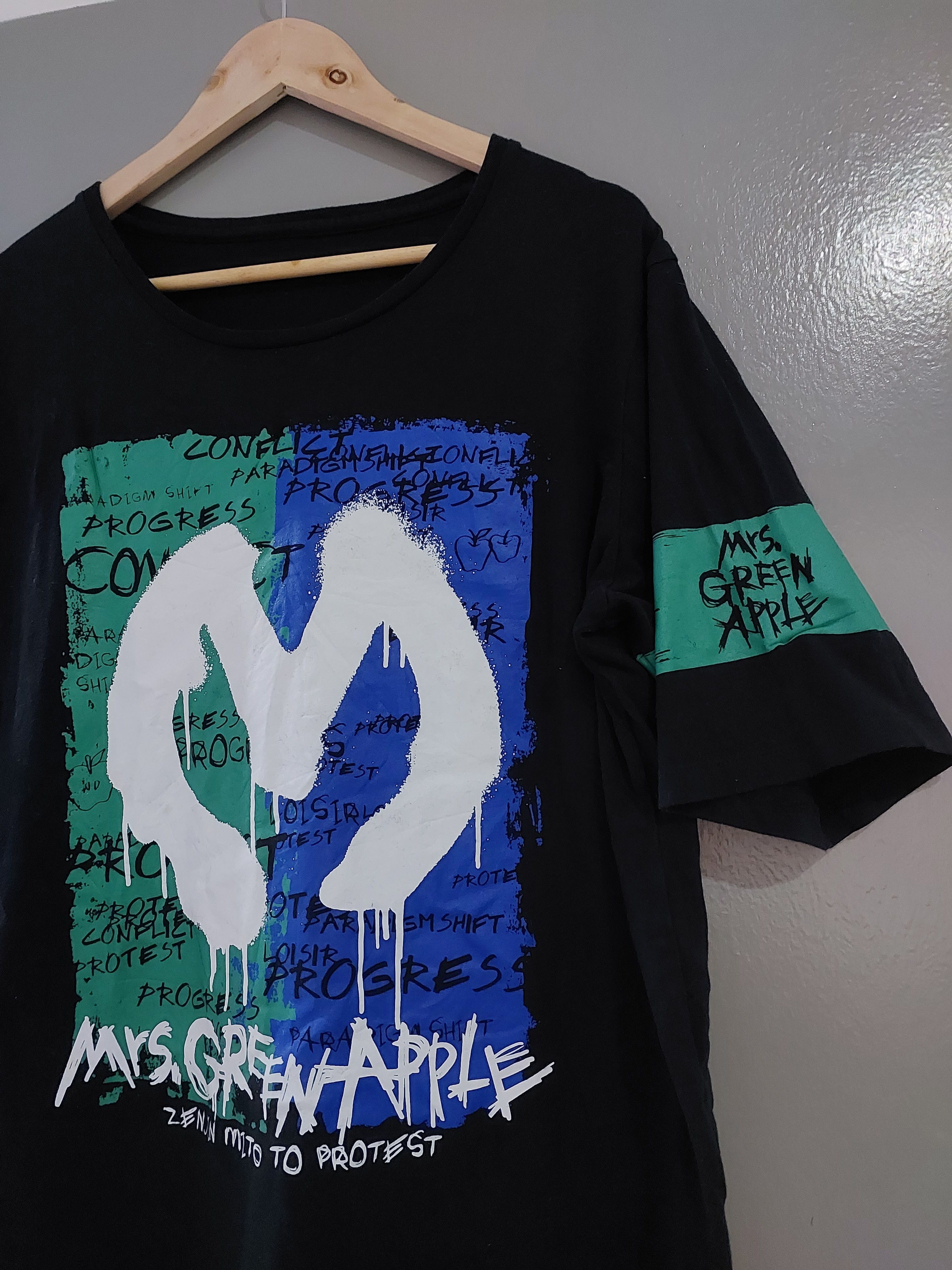 Anime × Band Tees MRS. GREEN APPLE JAPAN BAND ANIME FIRE FORCE SONG T-SHIRT Size US XL / EU 56 / 4 - 9 Thumbnail