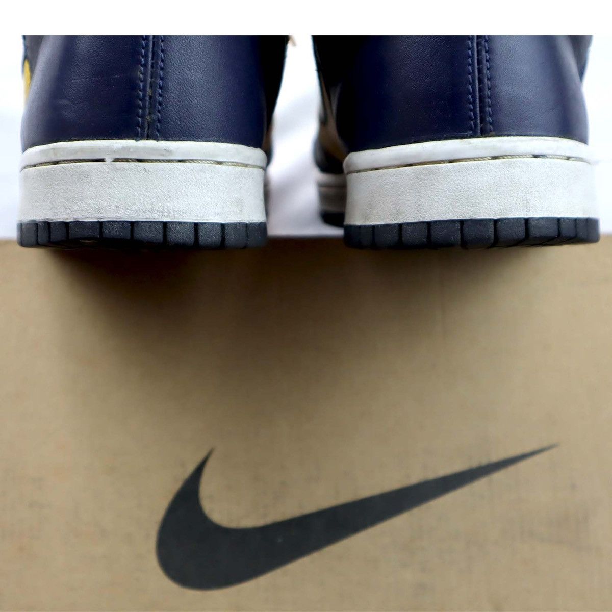 Nike × Vintage 1999 Nike Dunk High - Michigan Size US 9.5 / EU 42-43 - 5 Thumbnail