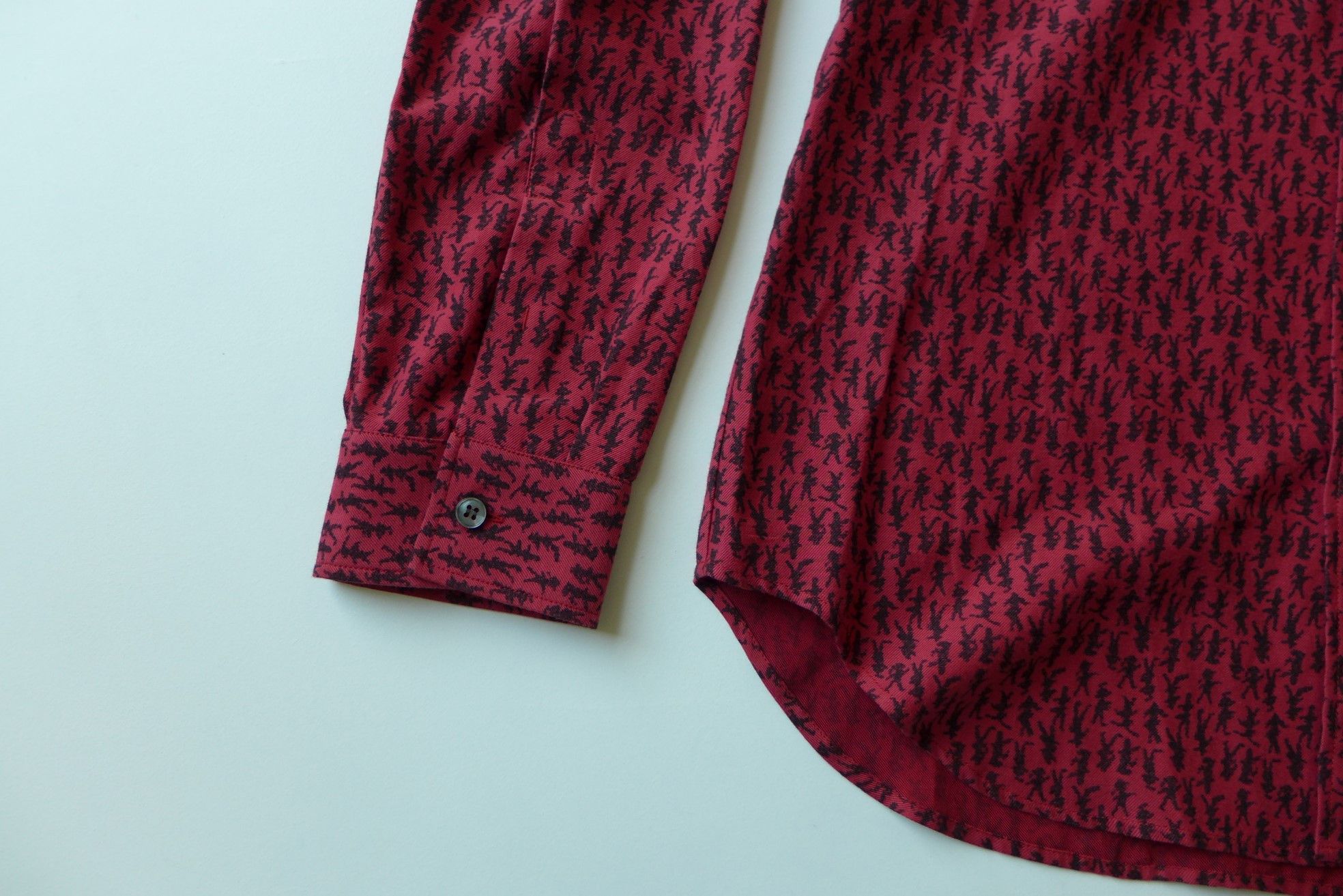 Maison Margiela Margiela SS16 Red Figure Print Shirt Size US M / EU 48-50 / 2 - 6 Thumbnail