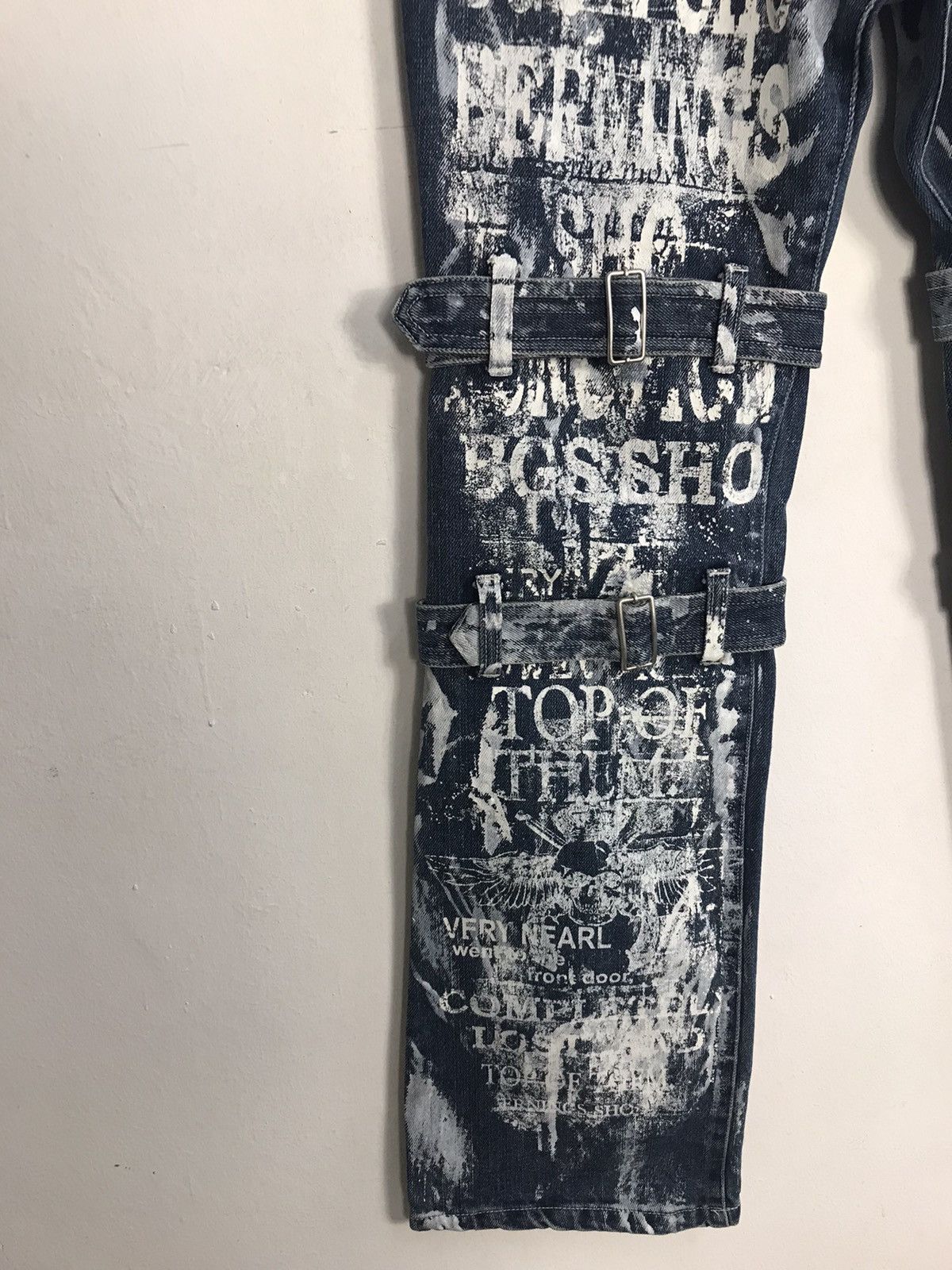 Vintage Vtg Bernings-Sho Overprint Skull Bondage Punk jeans Design Size US 27 - 11 Thumbnail