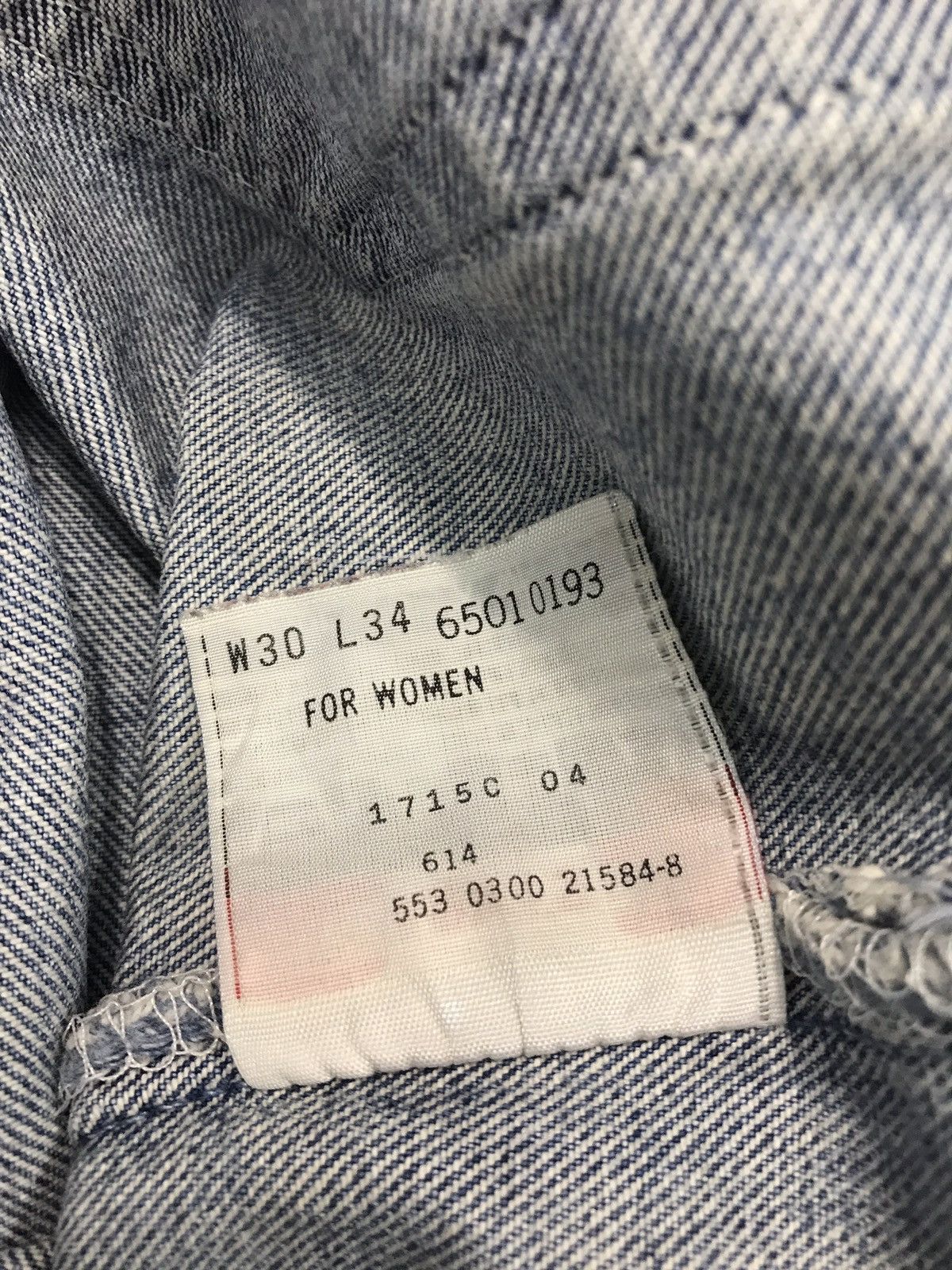 Levi's Vintage Clothing × Vintage Vintage Levi’s Classic Distressed Denim Jeans Size US 29 - 15 Thumbnail