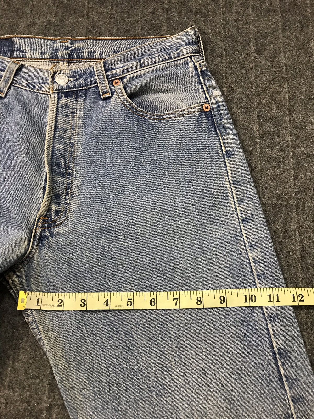 Levi's Vintage Clothing × Vintage Vintage Levi’s Classic Distressed Denim Jeans Size US 29 - 18 Thumbnail