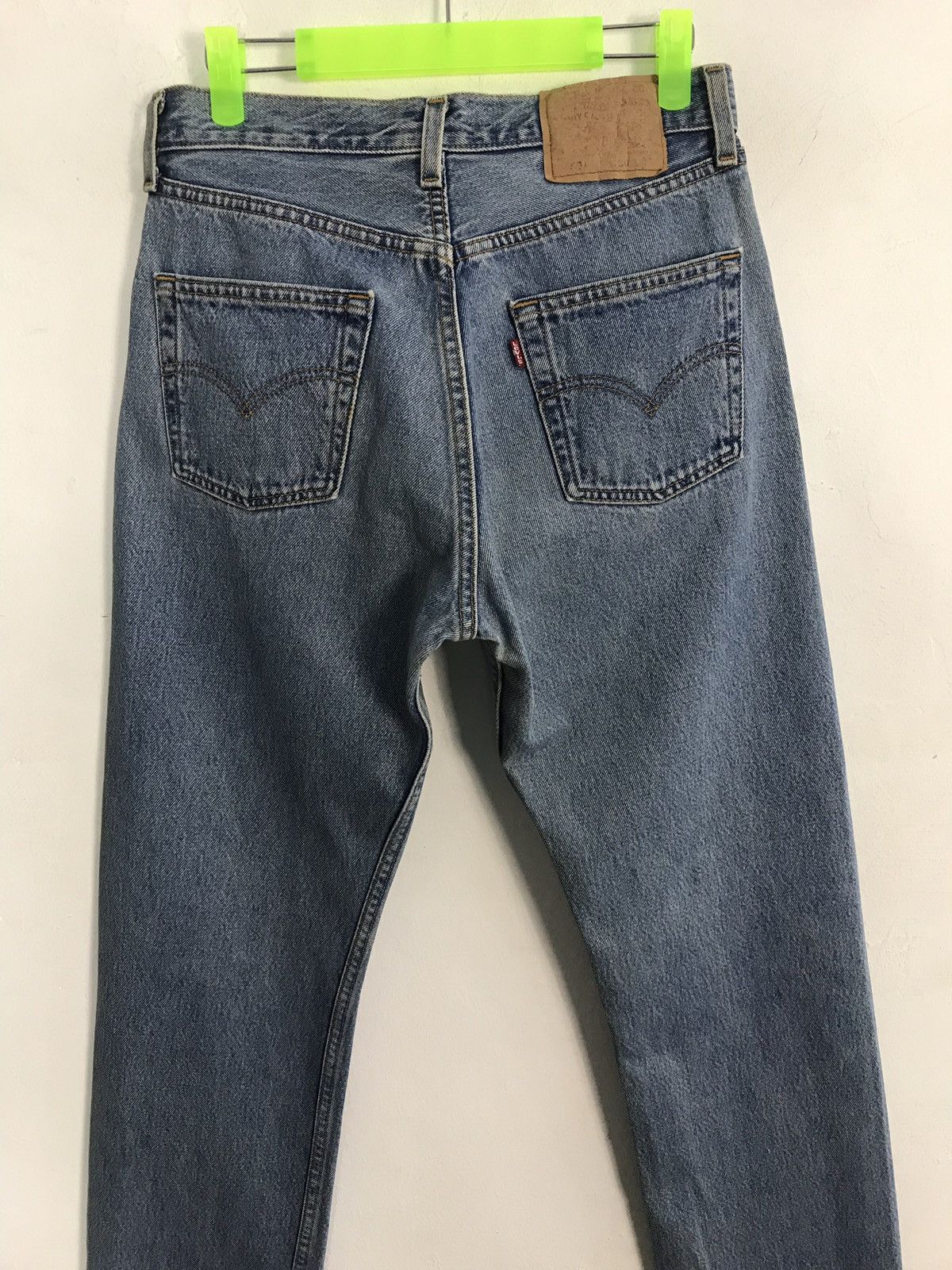 Levi's Vintage Clothing × Vintage Vintage Levi’s Classic Distressed Denim Jeans Size US 29 - 9 Thumbnail