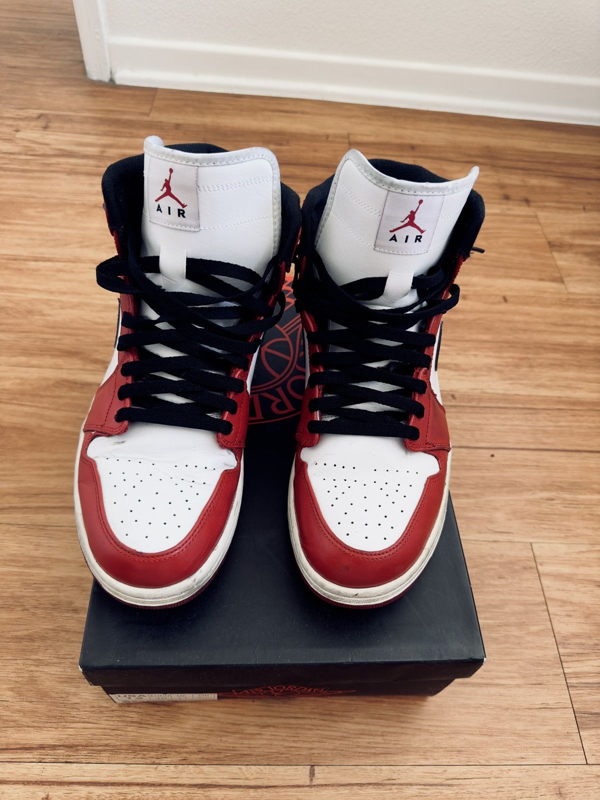 Nike Air Jordan 1 Retro High Chicago 2013 Grailed