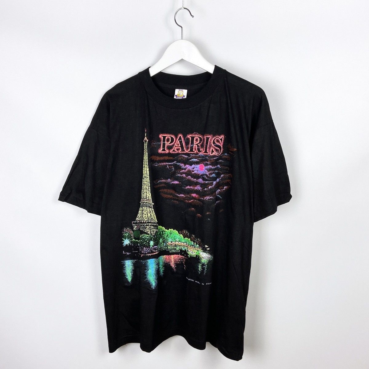 Vintage Vintage 80s Paris Red Moon Graphic Art tee Stepha rare y2k Size US XXL / EU 58 / 5 - 1 Thumbnail