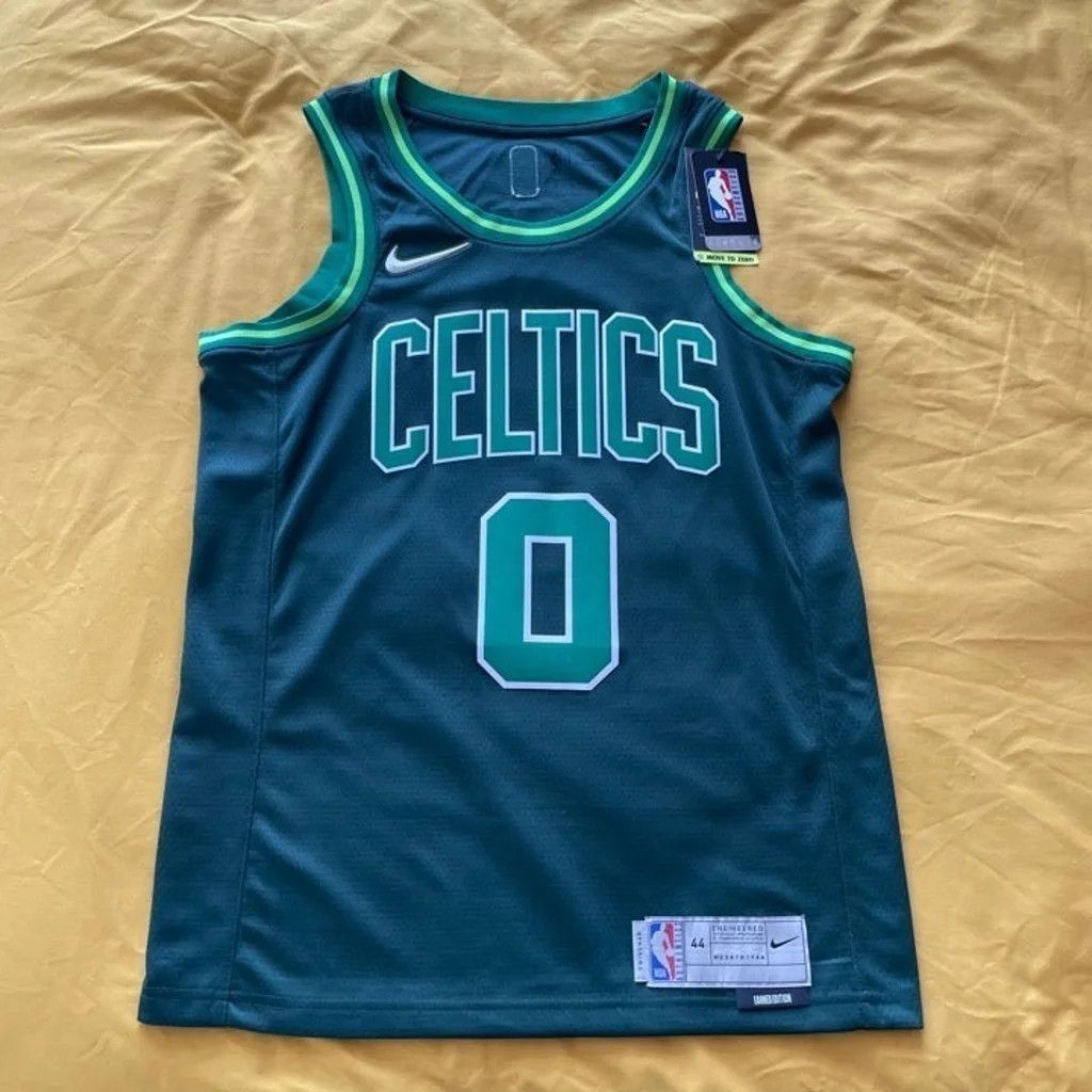 Nike EARNED EDITION Boston Celtics Jayson Tatum Swingman Jersey Size US M / EU 48-50 / 2 - 1 Thumbnail