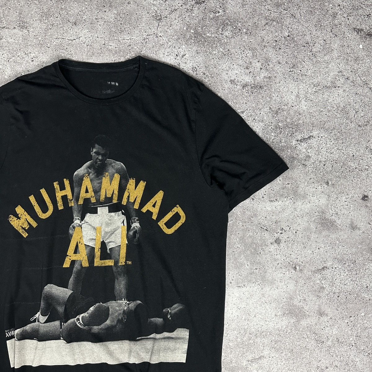 Vintage Vintage 00s Muhammad Ali Legendary Boxer AOP tee sport y2k Size US XXL / EU 58 / 5 - 2 Thumbnail