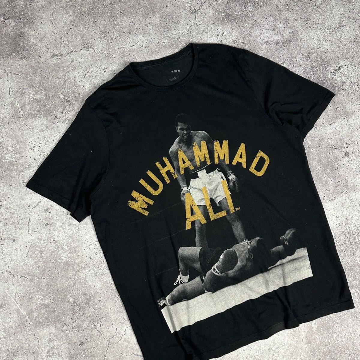 Vintage Vintage 00s Muhammad Ali Legendary Boxer AOP tee sport y2k Size US XXL / EU 58 / 5 - 3 Thumbnail