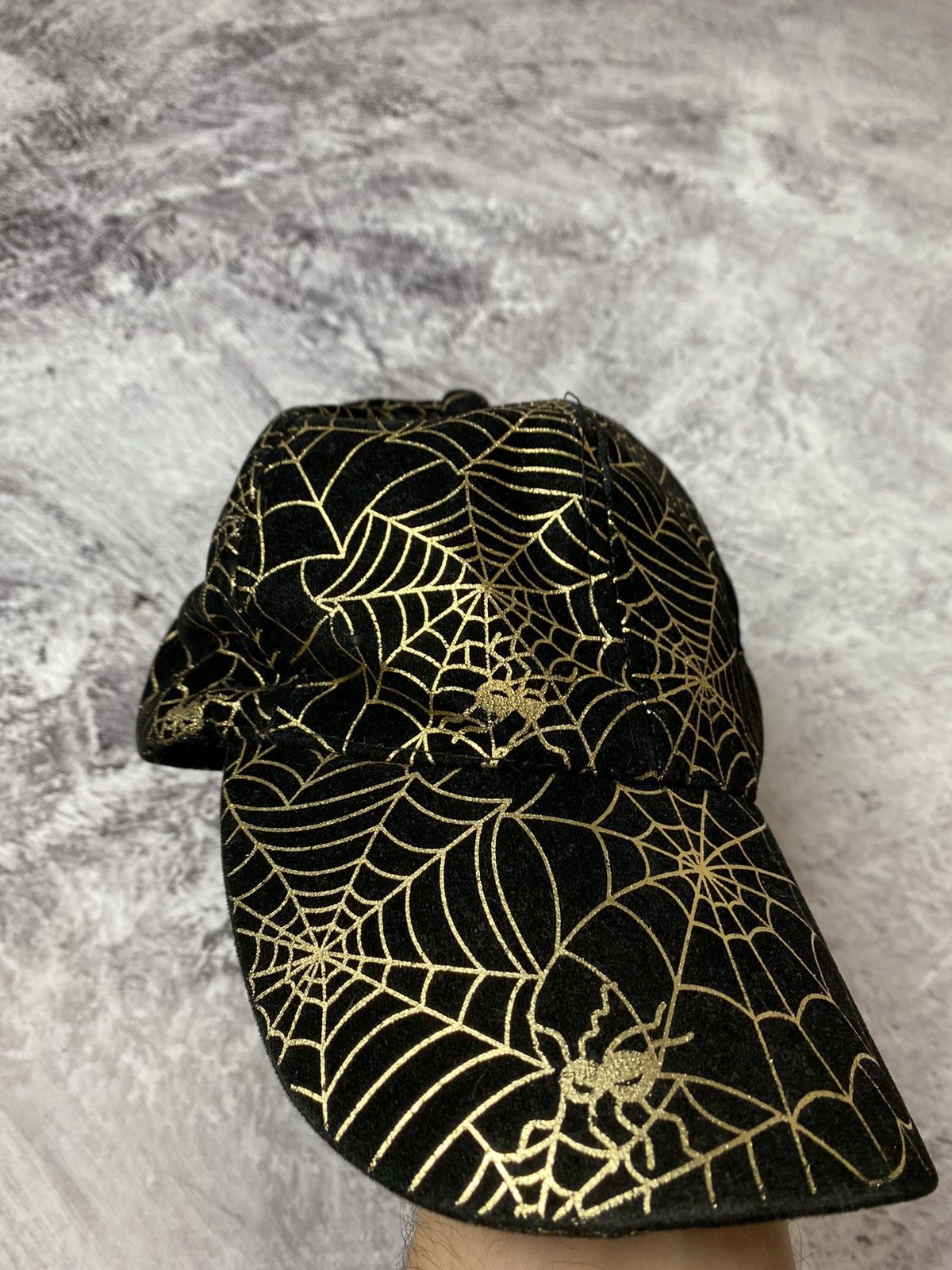 Vintage Vintage black spiderweb and spiders cap Size ONE SIZE - 2 Thumbnail