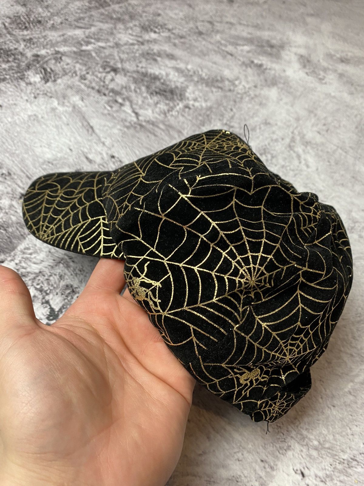 Vintage Vintage black spiderweb and spiders cap Size ONE SIZE - 3 Thumbnail