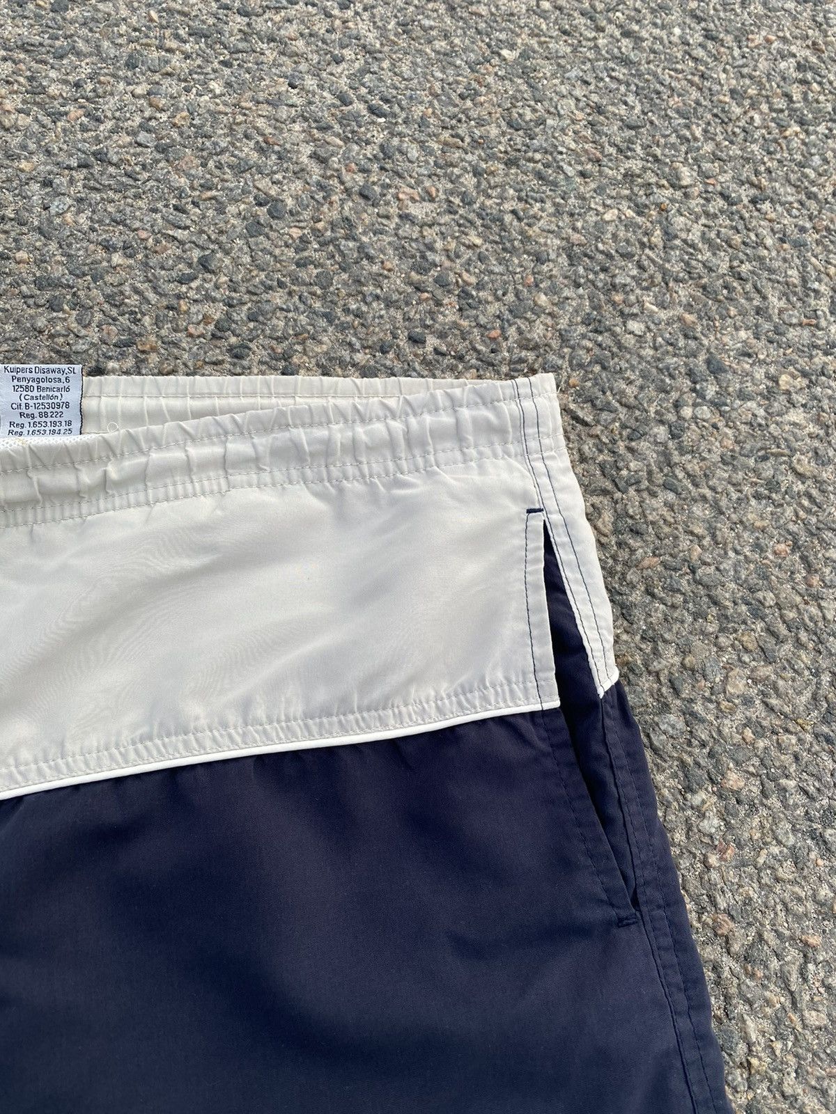 Nike Mens Vintage Nike Cargo Shorts double pockets rare y2k acg Size US 34 / EU 50 - 7 Thumbnail