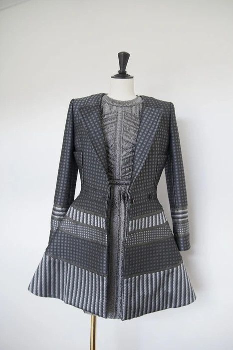 Thom Browne AW13 slik jacquard coat Size XS / US 0-2 / IT 36-38 - 10 Thumbnail