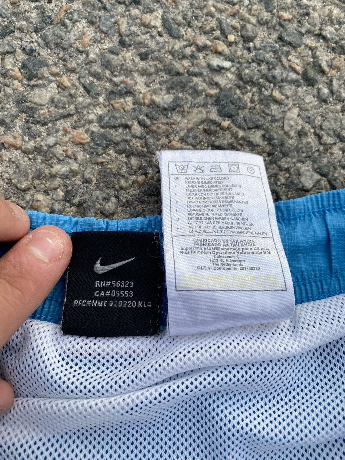 Nike Mens Vintage Nike nylon shorts 90s streetwear y2k rare acg Size US 30 / EU 46 - 9 Thumbnail
