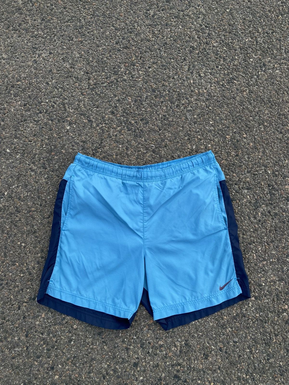 Nike Mens Vintage Nike nylon shorts 90s streetwear y2k rare acg Size US 30 / EU 46 - 4 Thumbnail