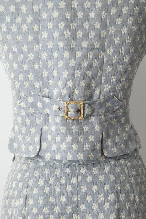 Vivienne Westwood 1990's Daisy ensemble Size 30" / US 8 / IT 44 - 5 Thumbnail