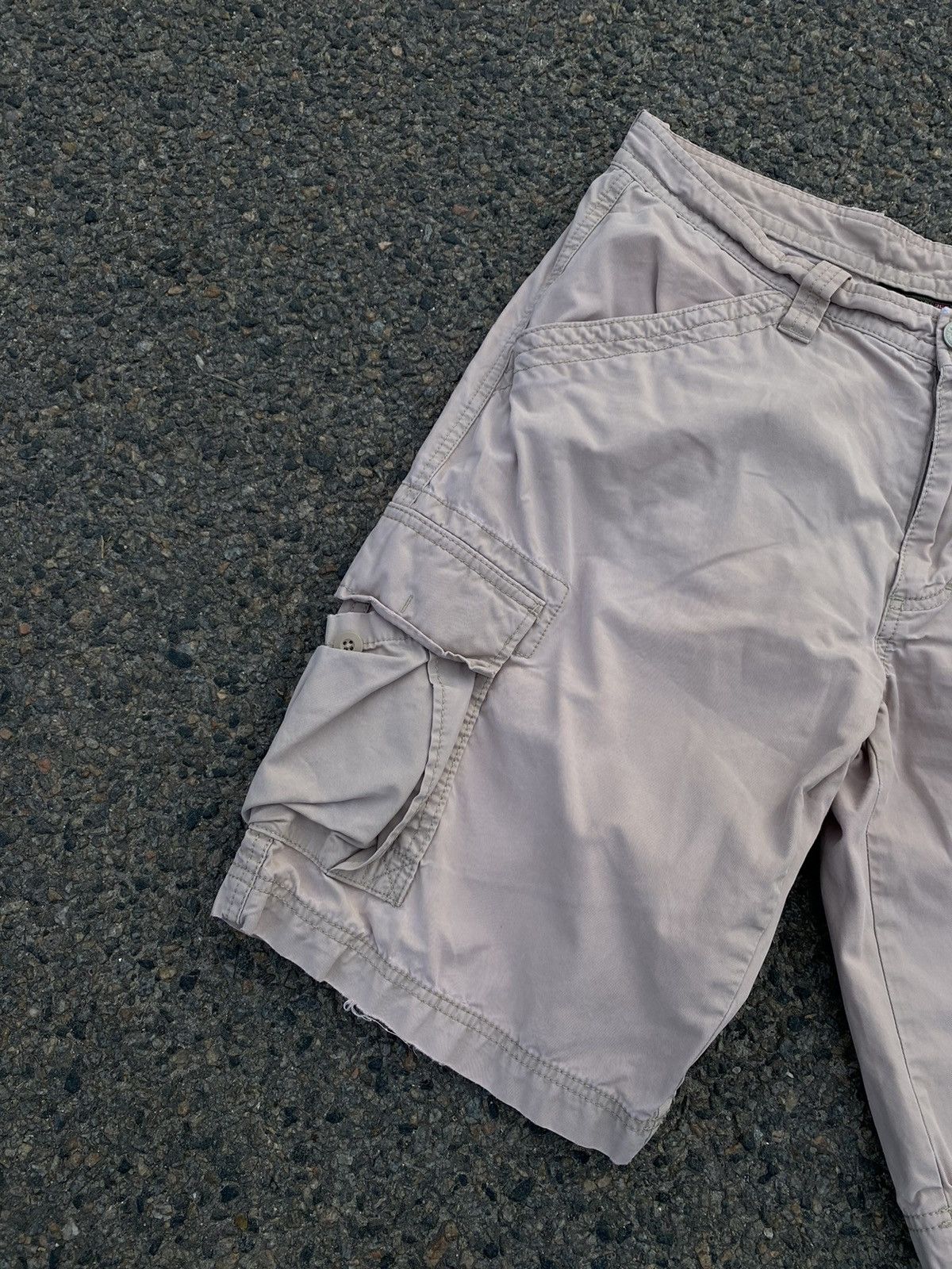 Napapijri × Vintage Mens Vintage Napapijri Cargo shorts distressed y2k rare Size US 34 / EU 50 - 3 Thumbnail