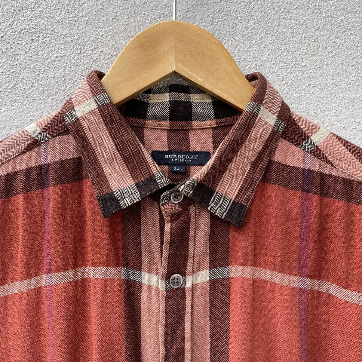 Burberry Vintage Burberry Nova Check Button Up Shirt Size US XL / EU 56 / 4 - 4 Thumbnail