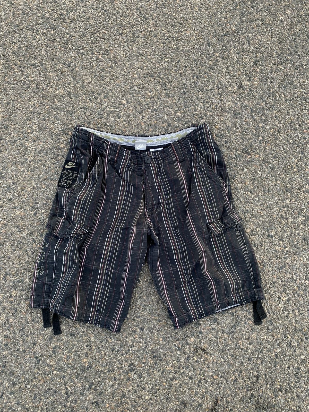 Nike × Vintage Vintage Nike Cargo Shorts air max double pockets y2k acg 90s Size US 32 / EU 48 - 2 Thumbnail