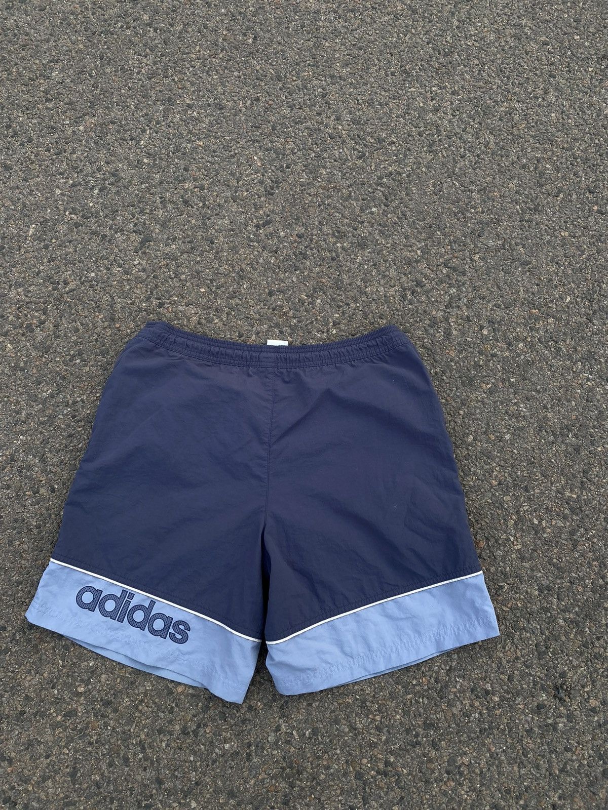 Adidas × Vintage Mens Vintage Adidas Shorts nylon y2k rare stripes cargo Size US 32 / EU 48 - 7 Thumbnail