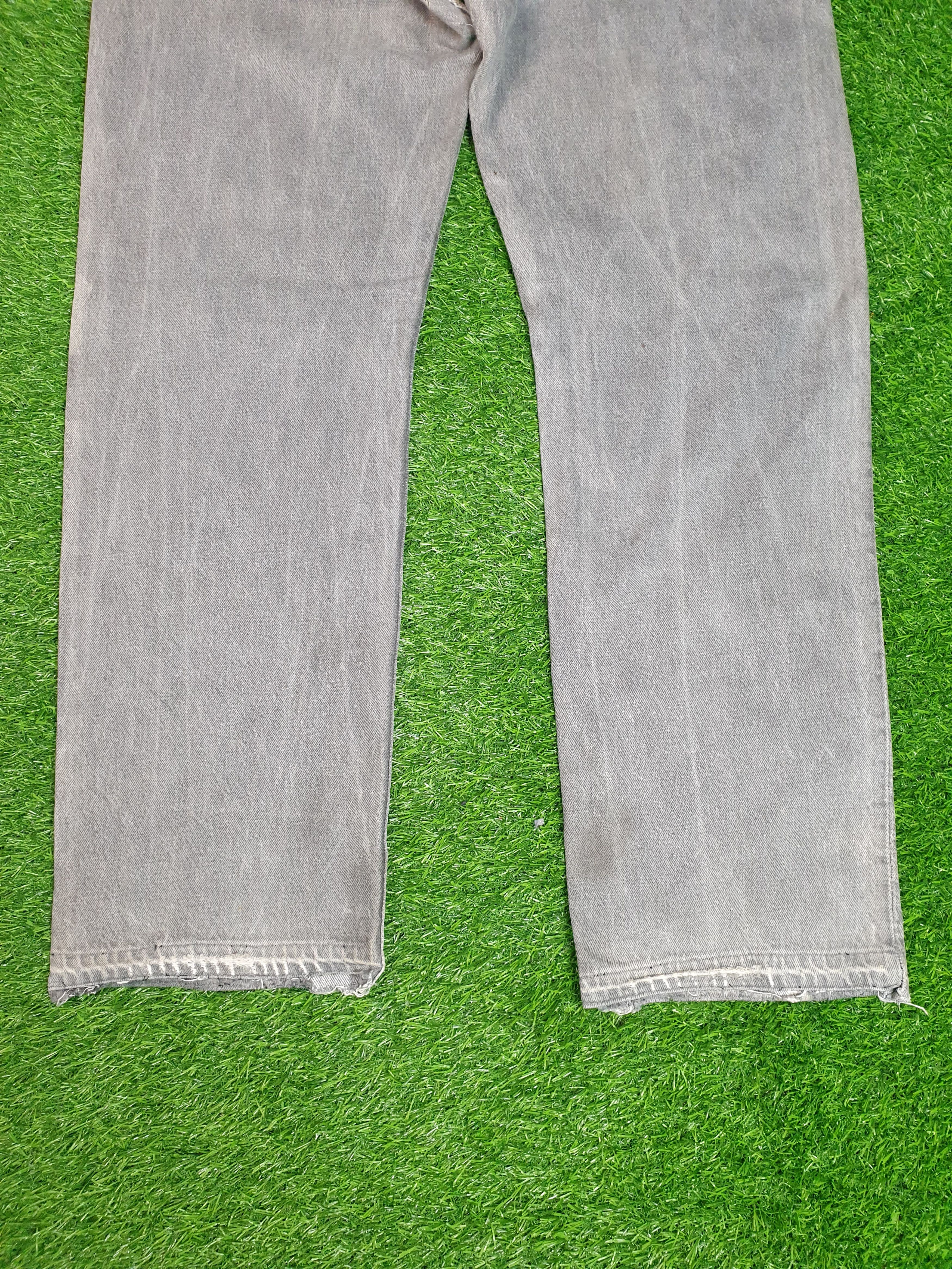 Levi's Vintage LEVIS 501 Light Wash Faded Bleach 36X31 Jeans L0154 Size US 36 / EU 52 - 7 Thumbnail