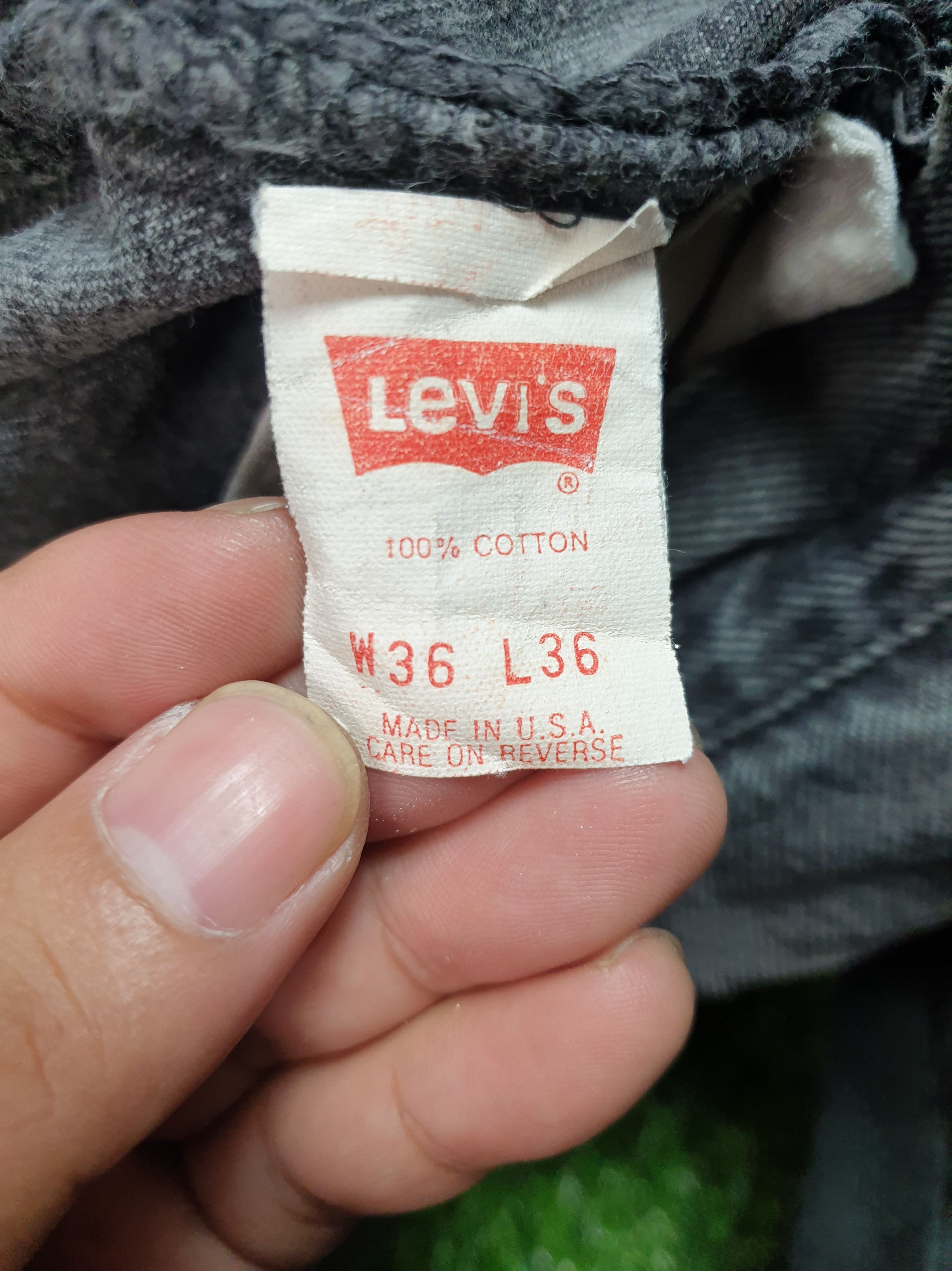 Levi's Vintage 90's LEVIS 501 Super Black Faded 36X36 Jeans L0141 Size US 36 / EU 52 - 13 Thumbnail