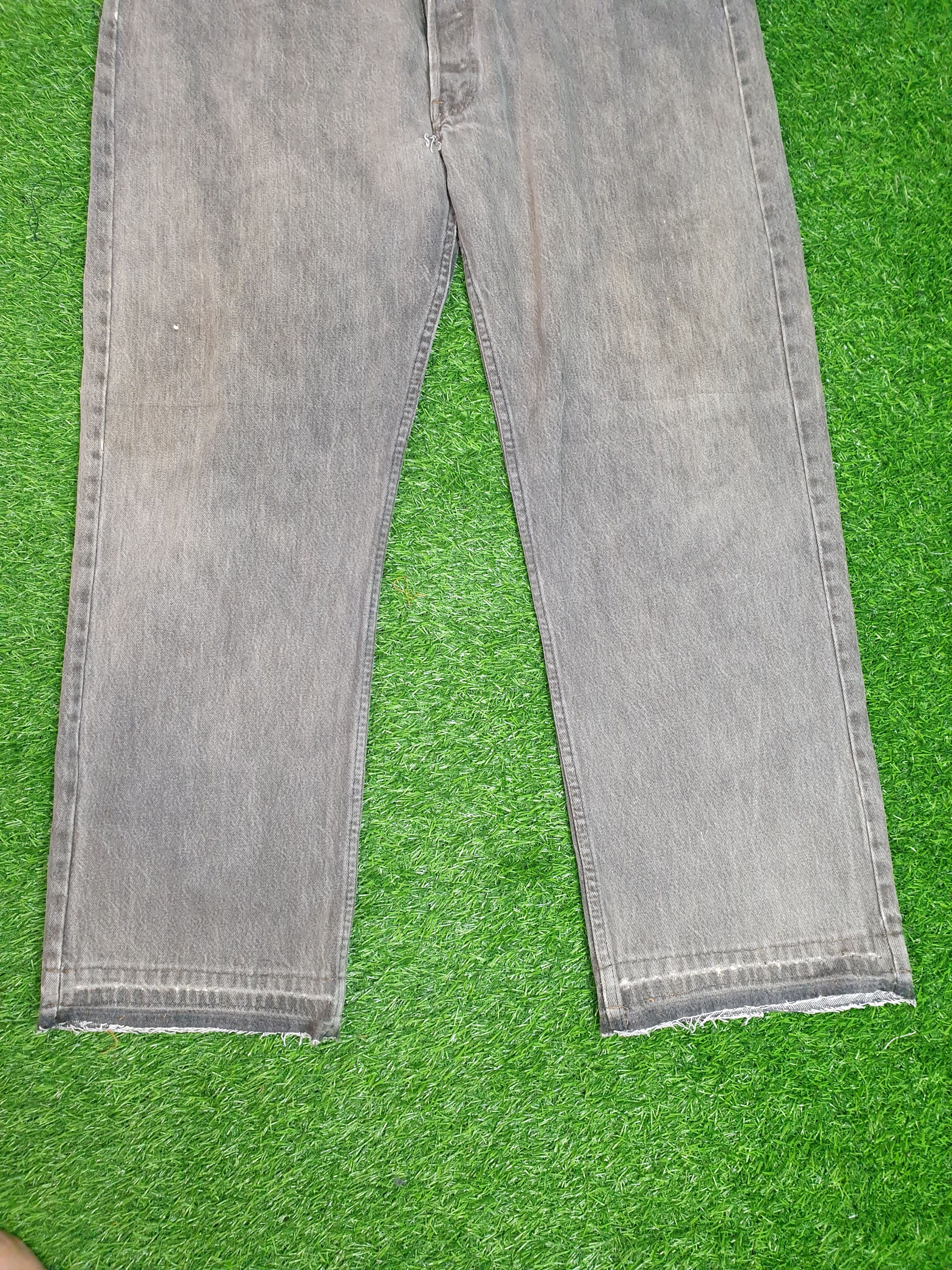Levi's Vintage Clothing Vintage LEVIS 501 Sun Faded Distressed 39X29.5 Jeans L0058 Size US 39 - 3 Thumbnail