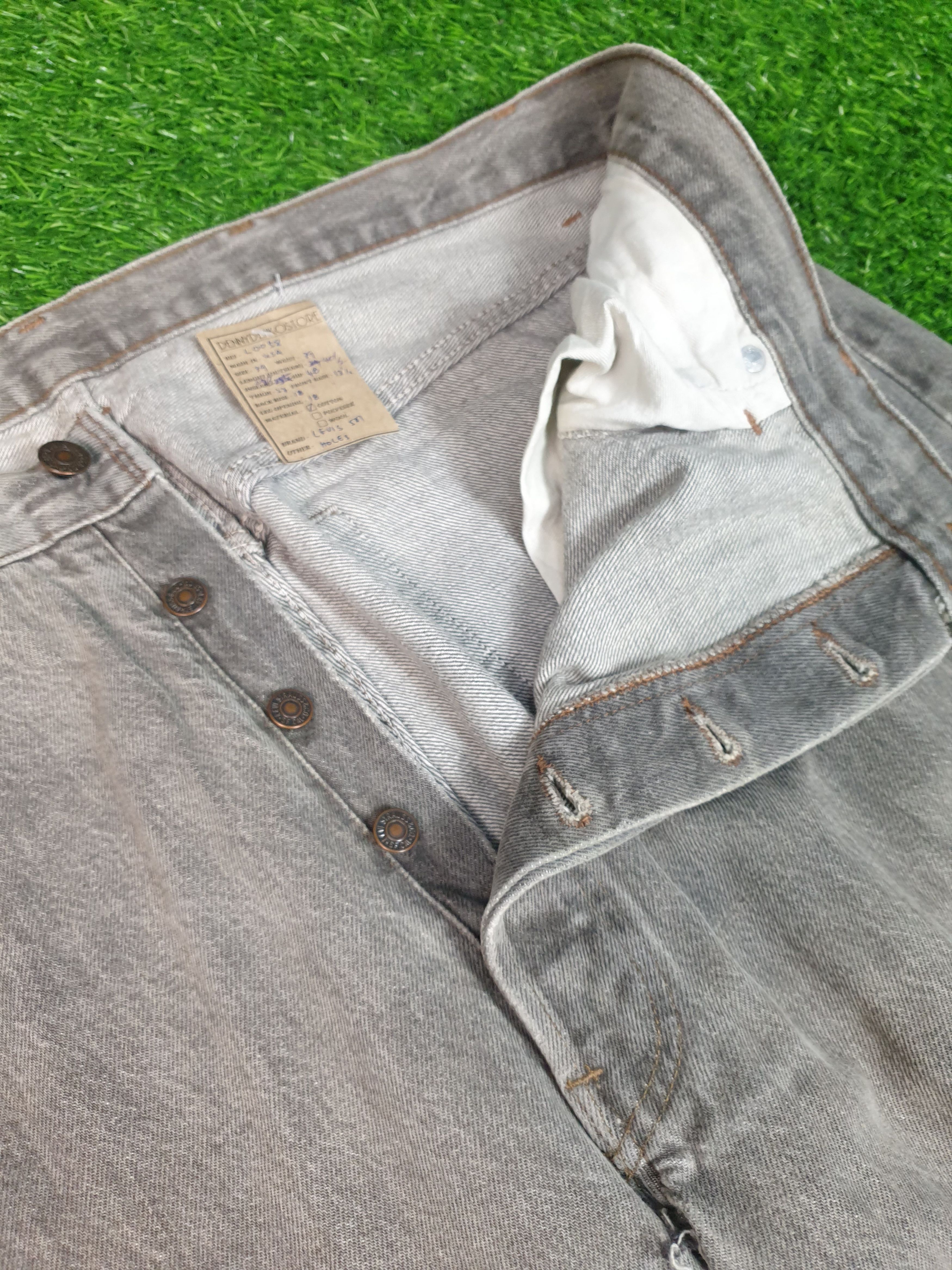 Levi's Vintage Clothing Vintage LEVIS 501 Sun Faded Distressed 39X29.5 Jeans L0058 Size US 39 - 7 Thumbnail