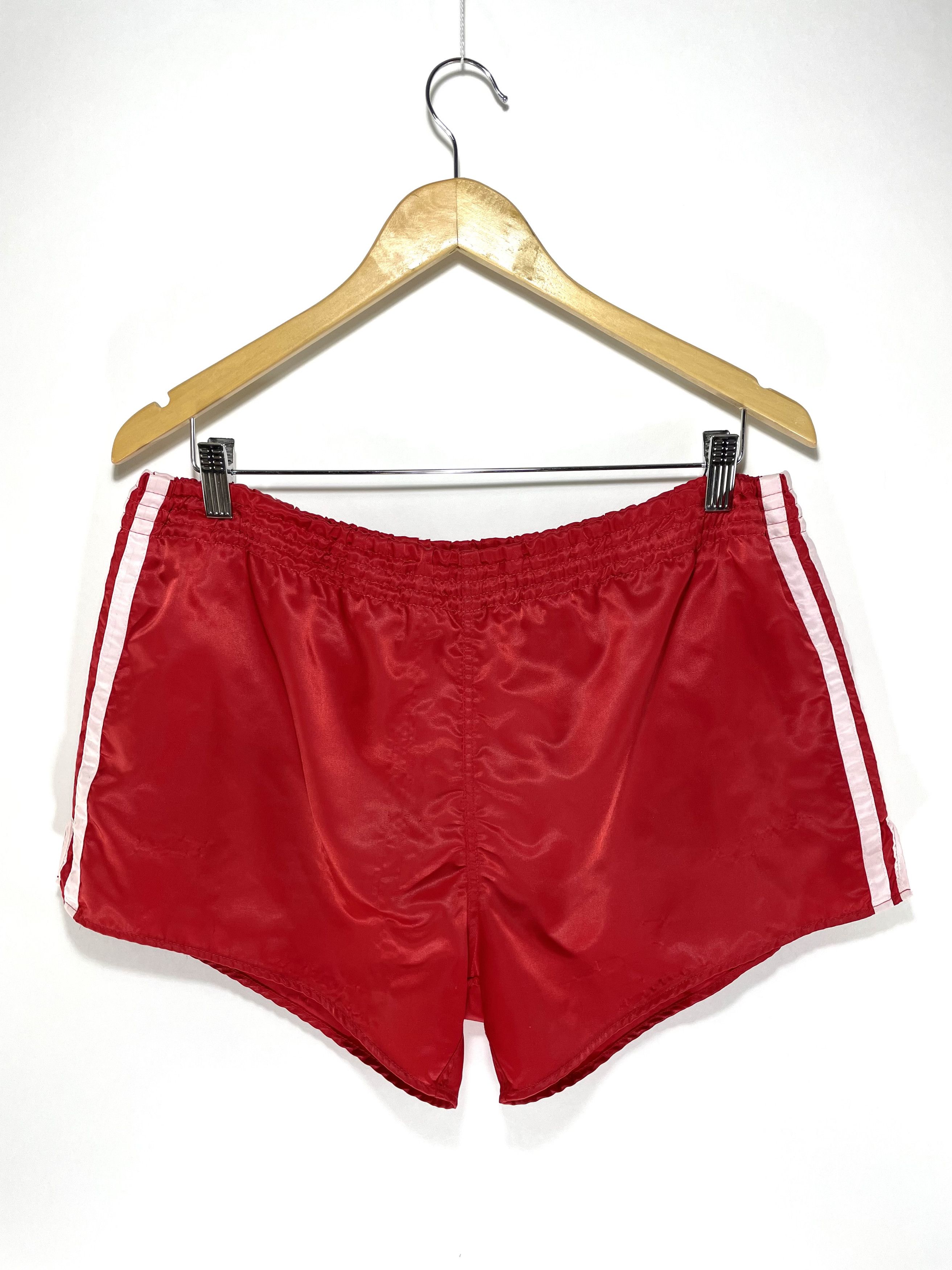 Adidas adidas retro shorts Size US 34 / EU 50 - 1 Thumbnail