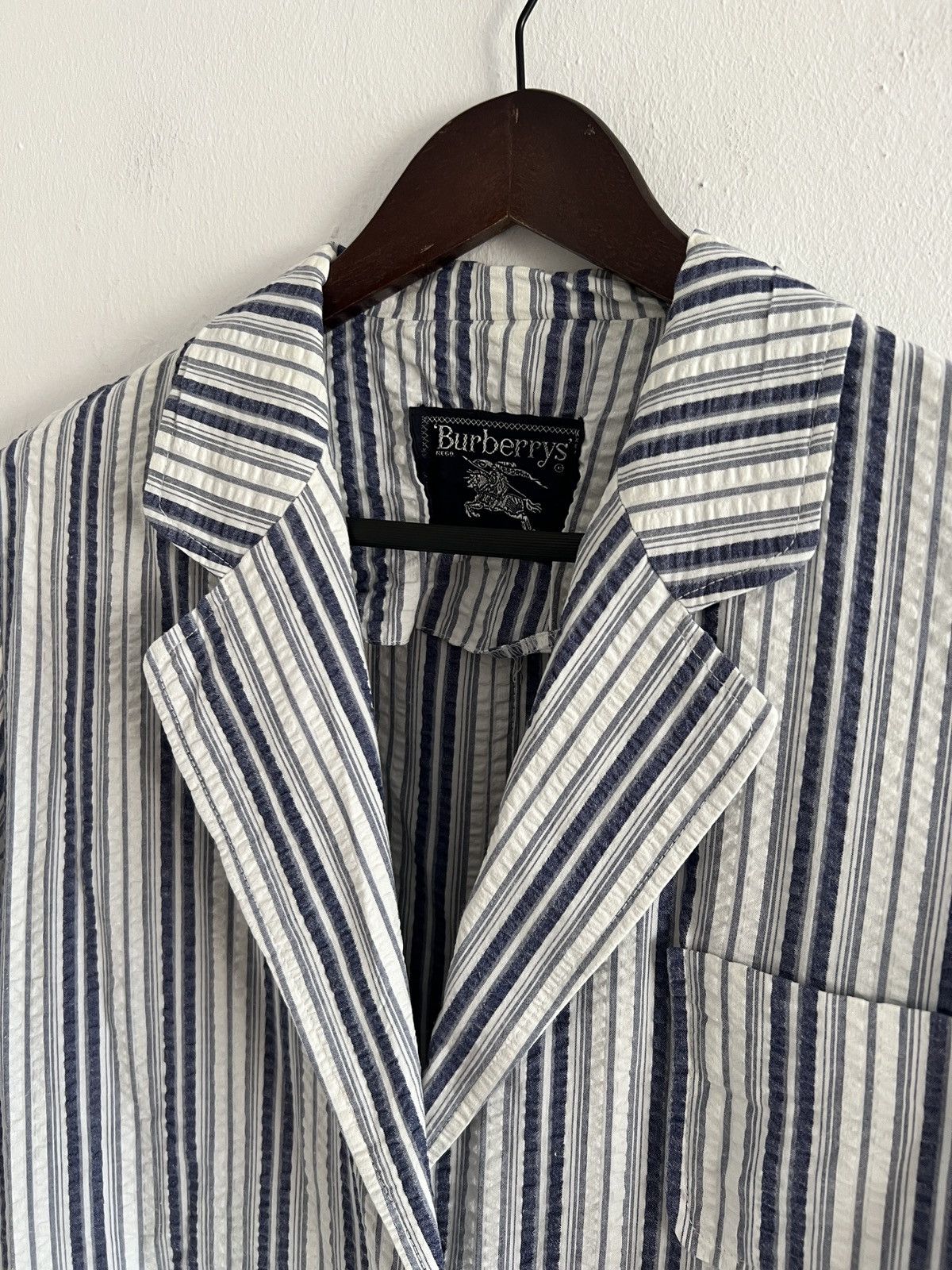 Burberry 🌸Vintage Burberry White Striped Blazer Size M / US 6-8 / IT 42-44 - 6 Thumbnail