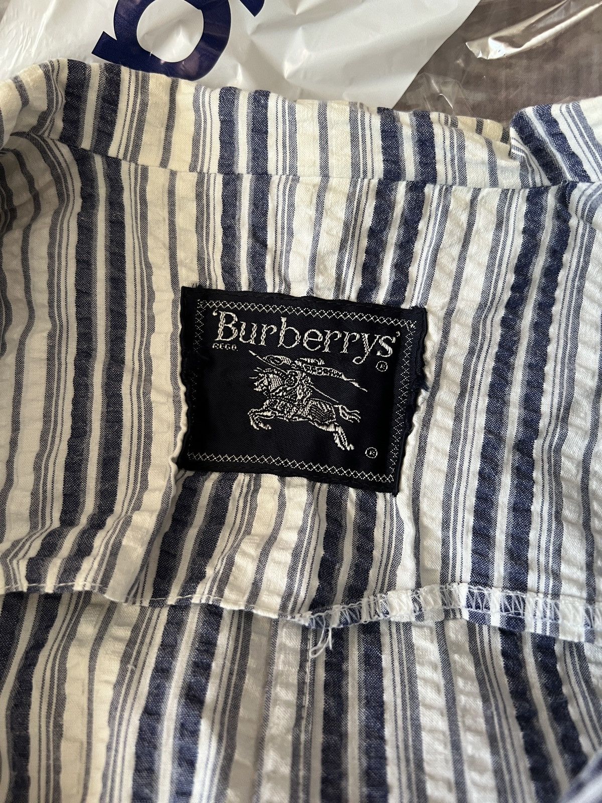 Burberry 🌸Vintage Burberry White Striped Blazer Size M / US 6-8 / IT 42-44 - 8 Thumbnail