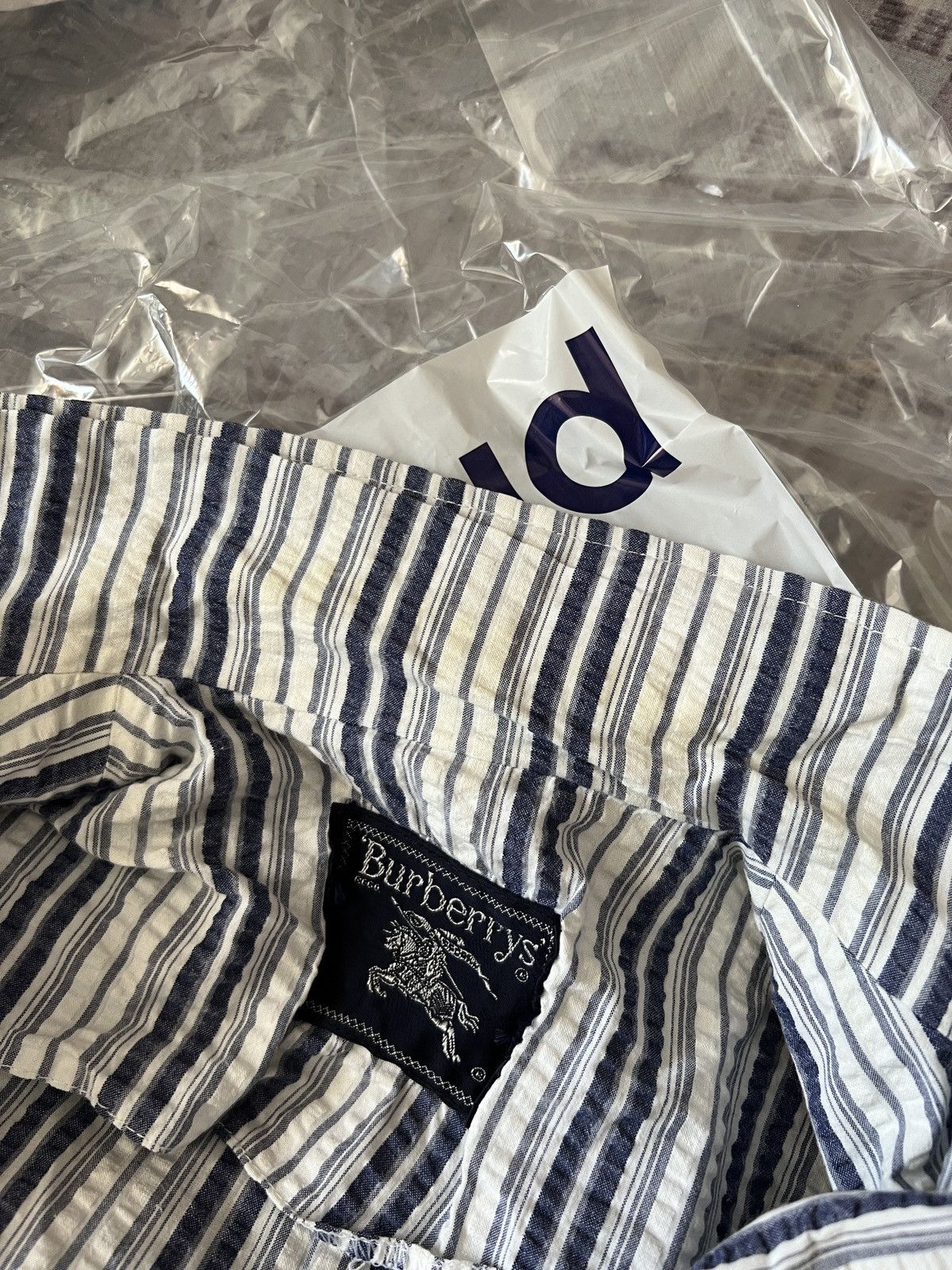 Burberry 🌸Vintage Burberry White Striped Blazer Size M / US 6-8 / IT 42-44 - 10 Thumbnail