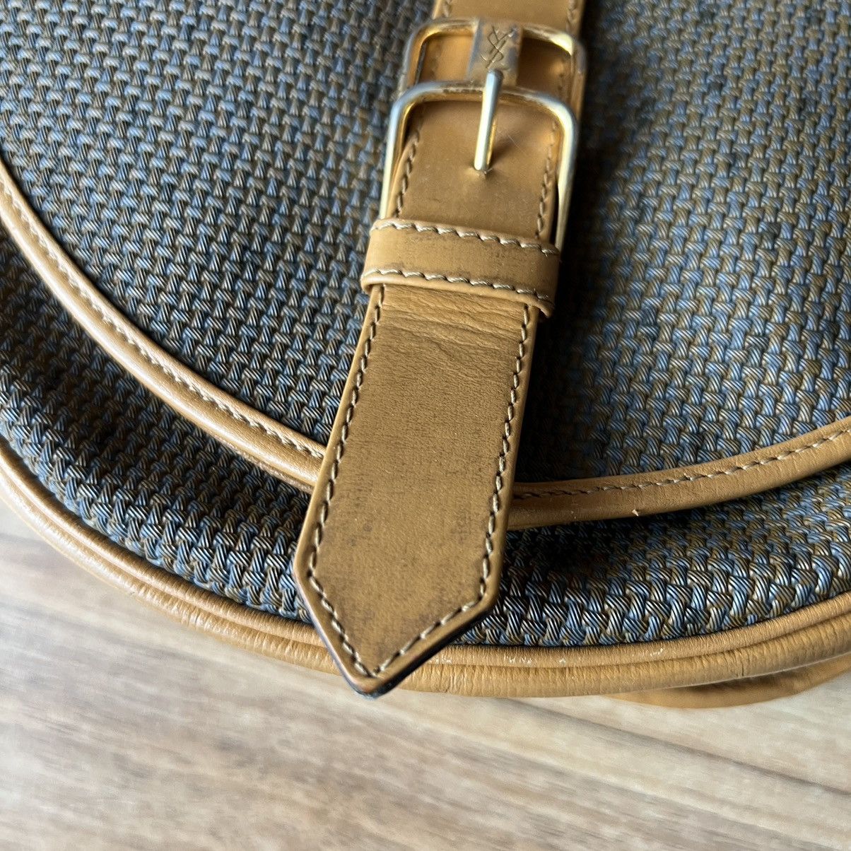 Vintage 🔥🔥Vintage 80s Yves Saint Laurent Shoulder Bag Size ONE SIZE - 9 Thumbnail