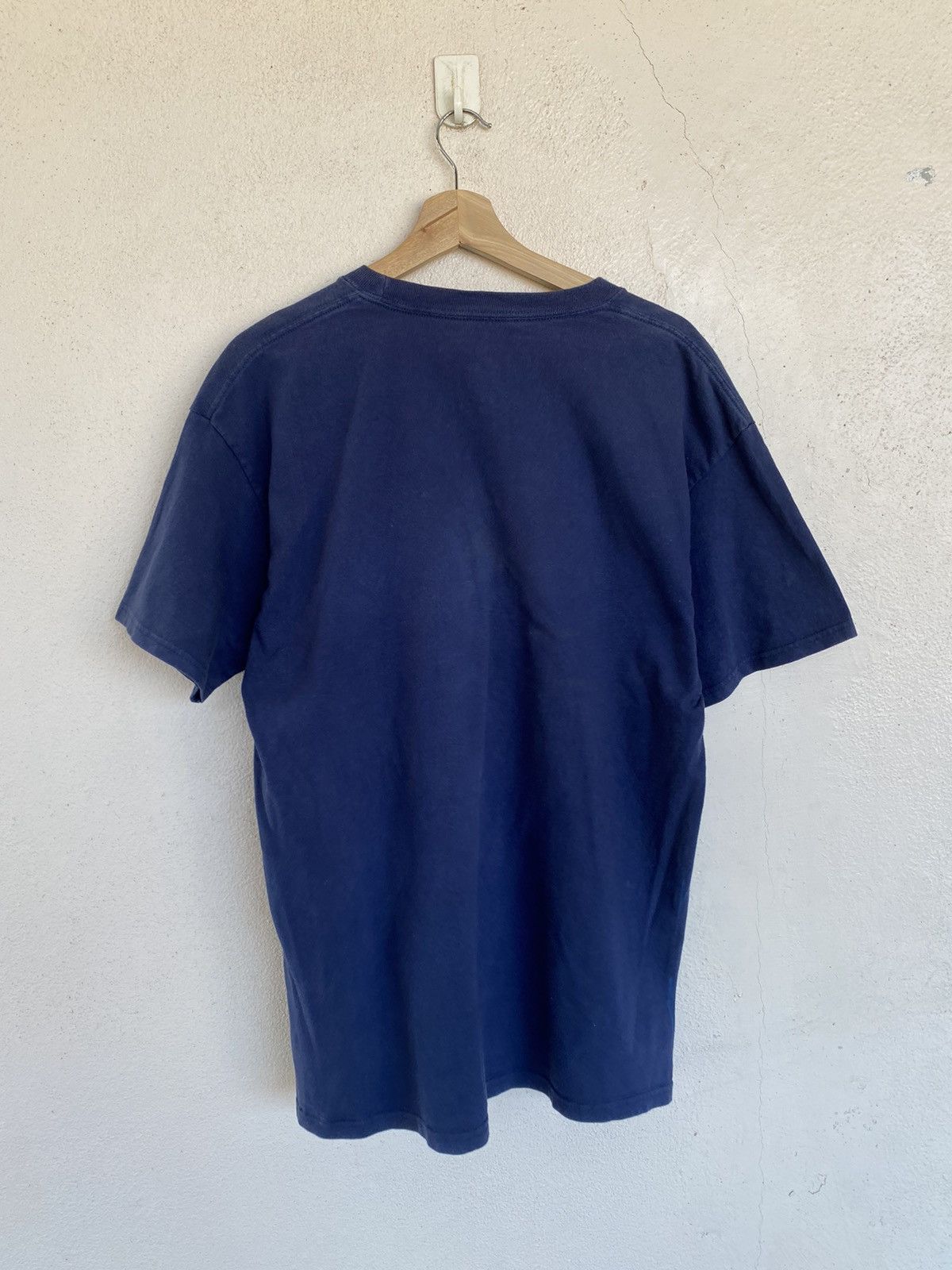 Disney × Mickey Mouse × Vintage Vintage Finding Nemo Disneyland Tshirt Size US L / EU 52-54 / 3 - 2 Thumbnail